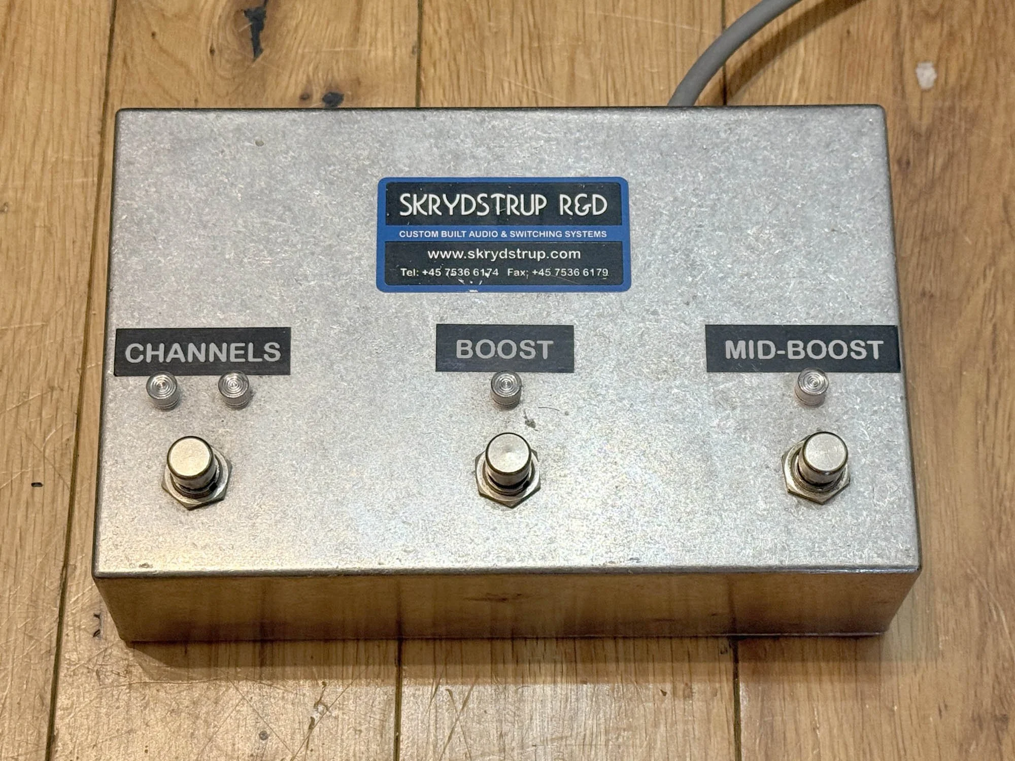 Footsw.jpg