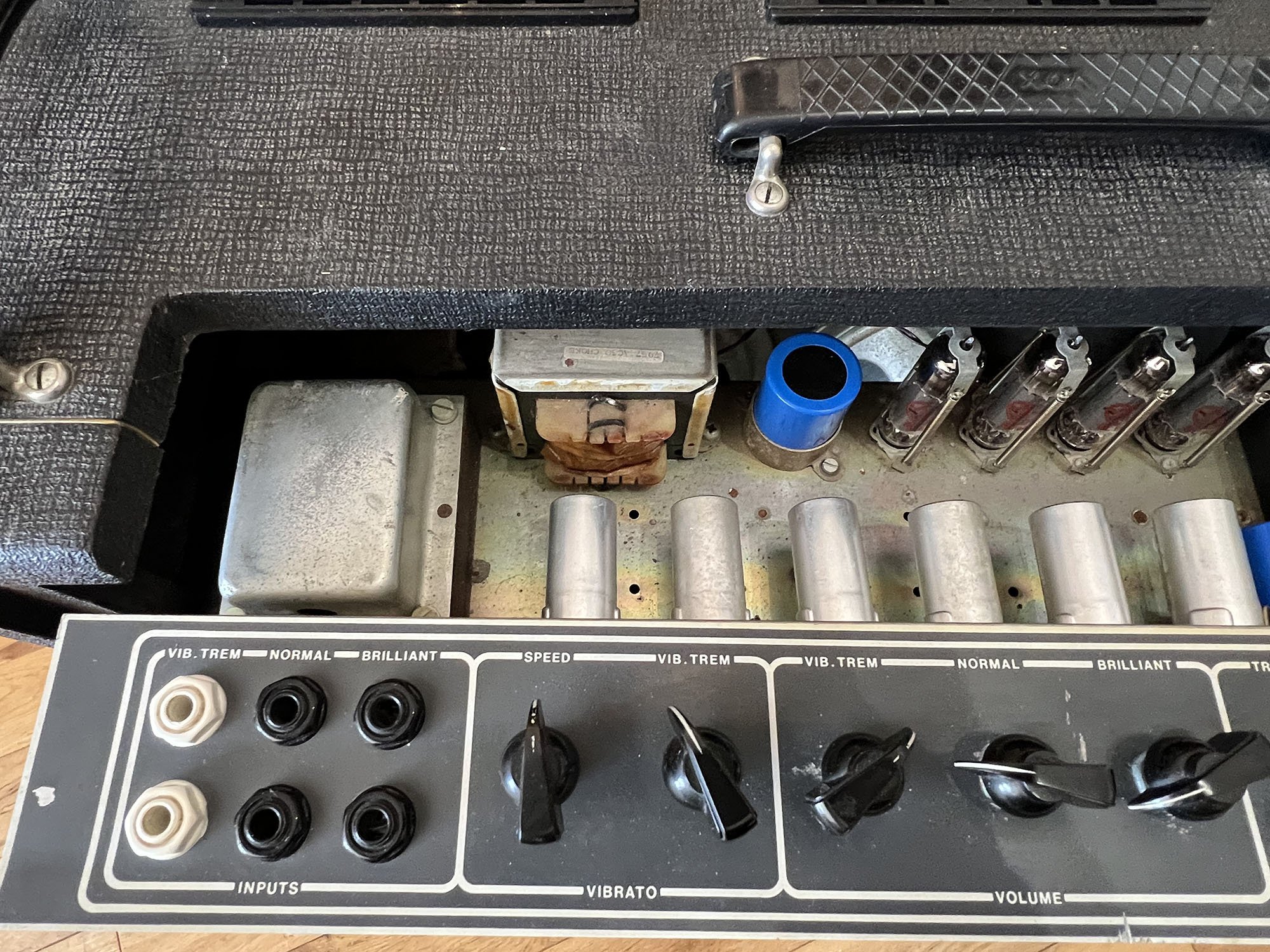 13_Power amp.jpg