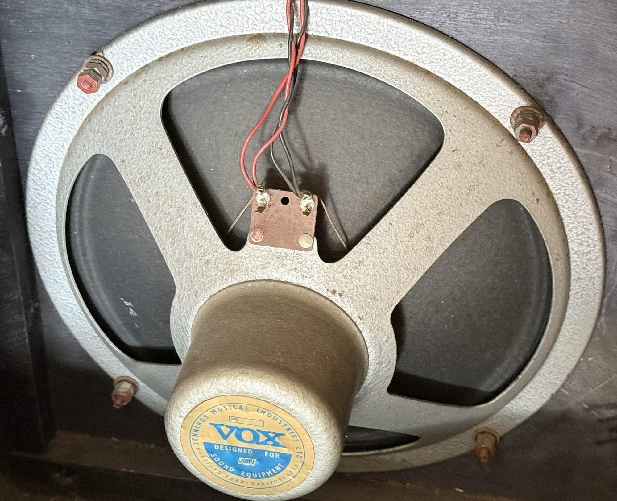 Speaker L.jpg