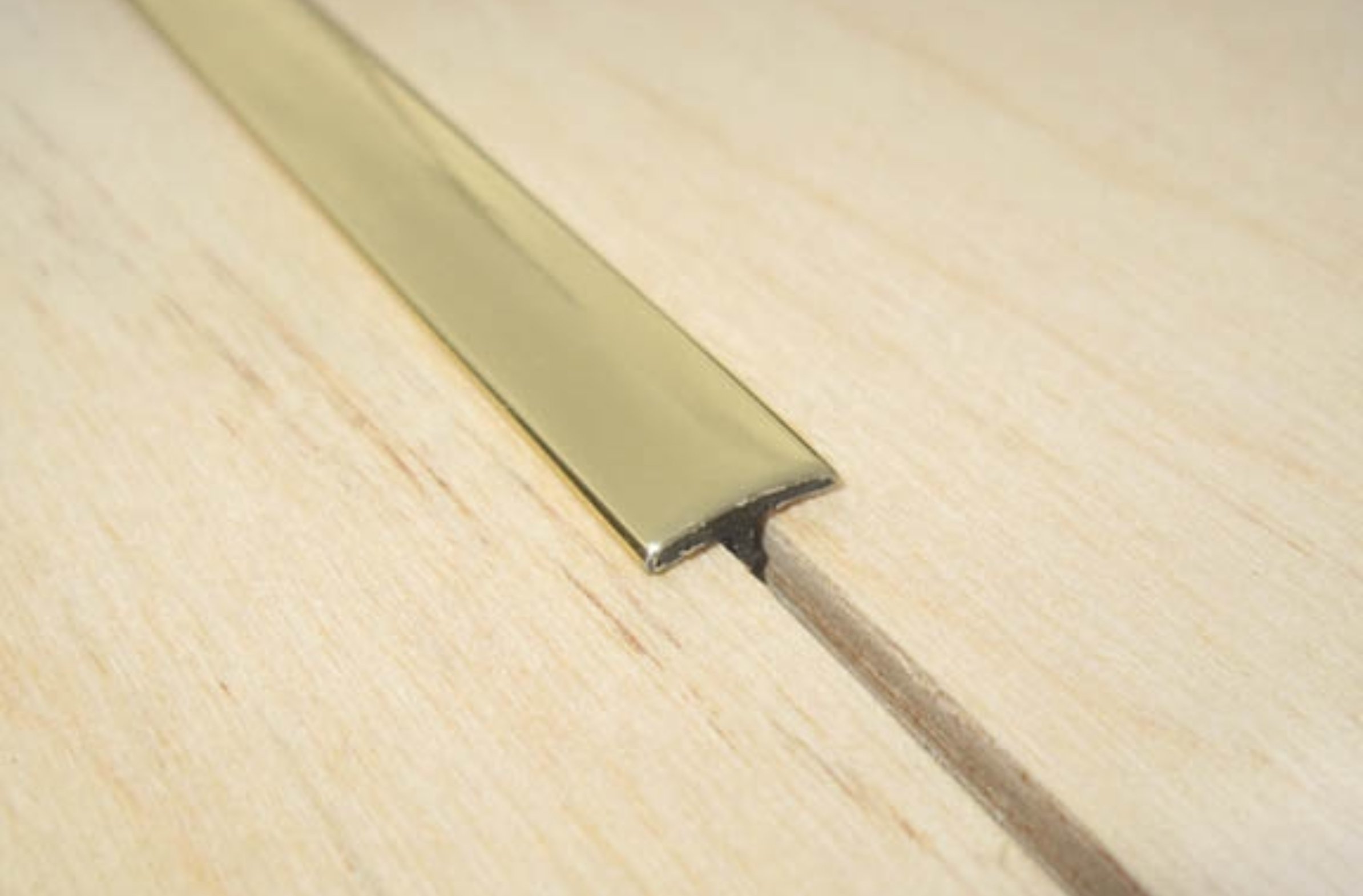 Gold Fascia Strip "tee molding" for Vox amps and cabs - two lengths available