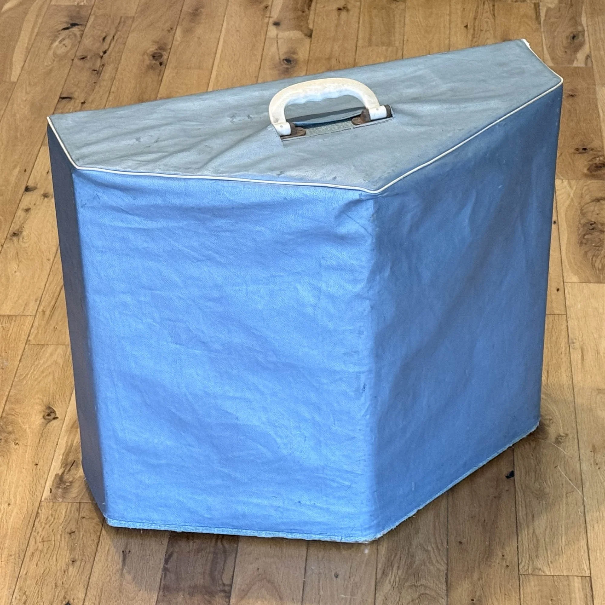Cover.jpg