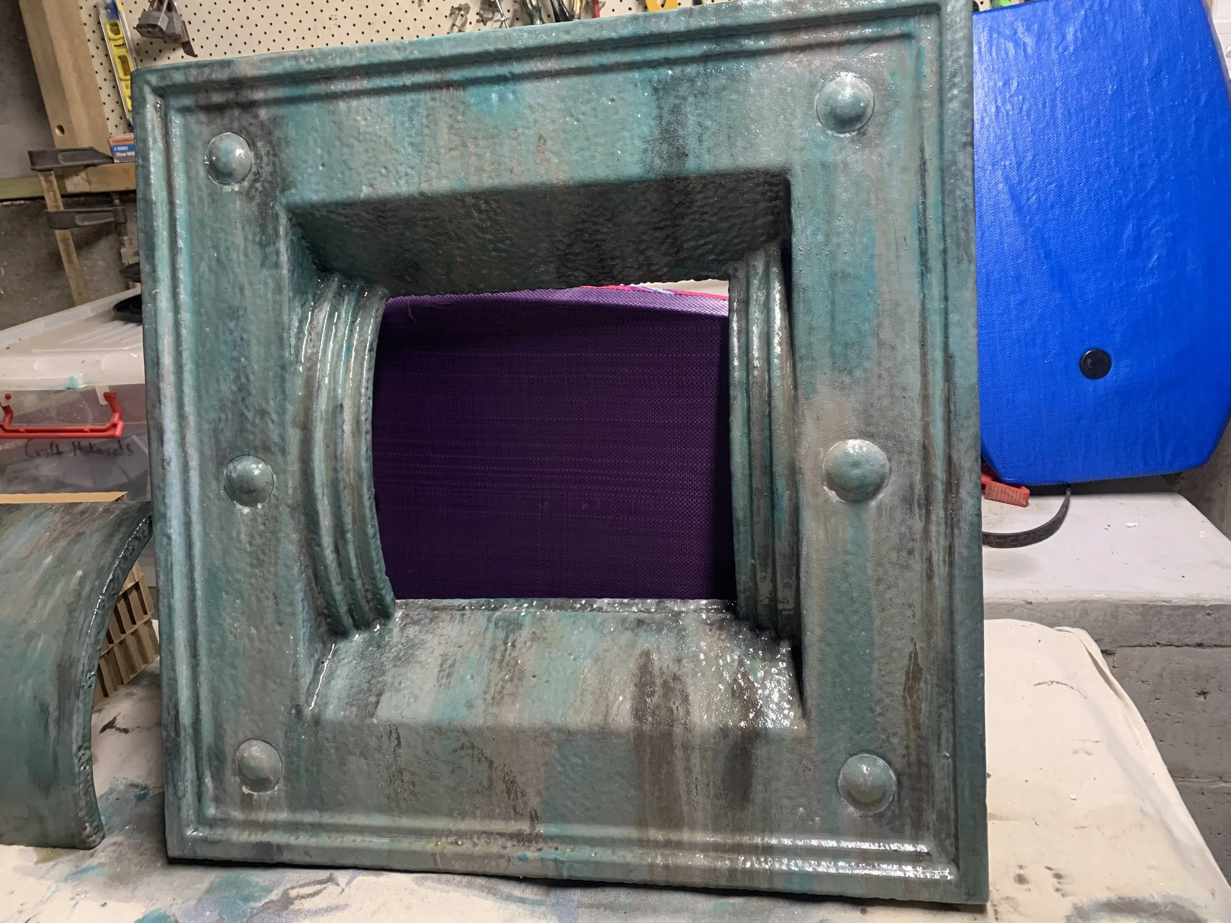 Bear Country - scenic post box