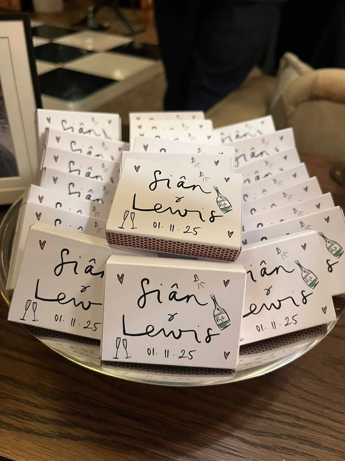 Si&acirc;n &amp; Lewis keeping it classy in black &amp; white. Just wait until you see the full album from this wedding. The most chic, autumnal, city wedding. Thank you to the gorgeous @sarahmary_1 for sending me these pics live from the wedding - w