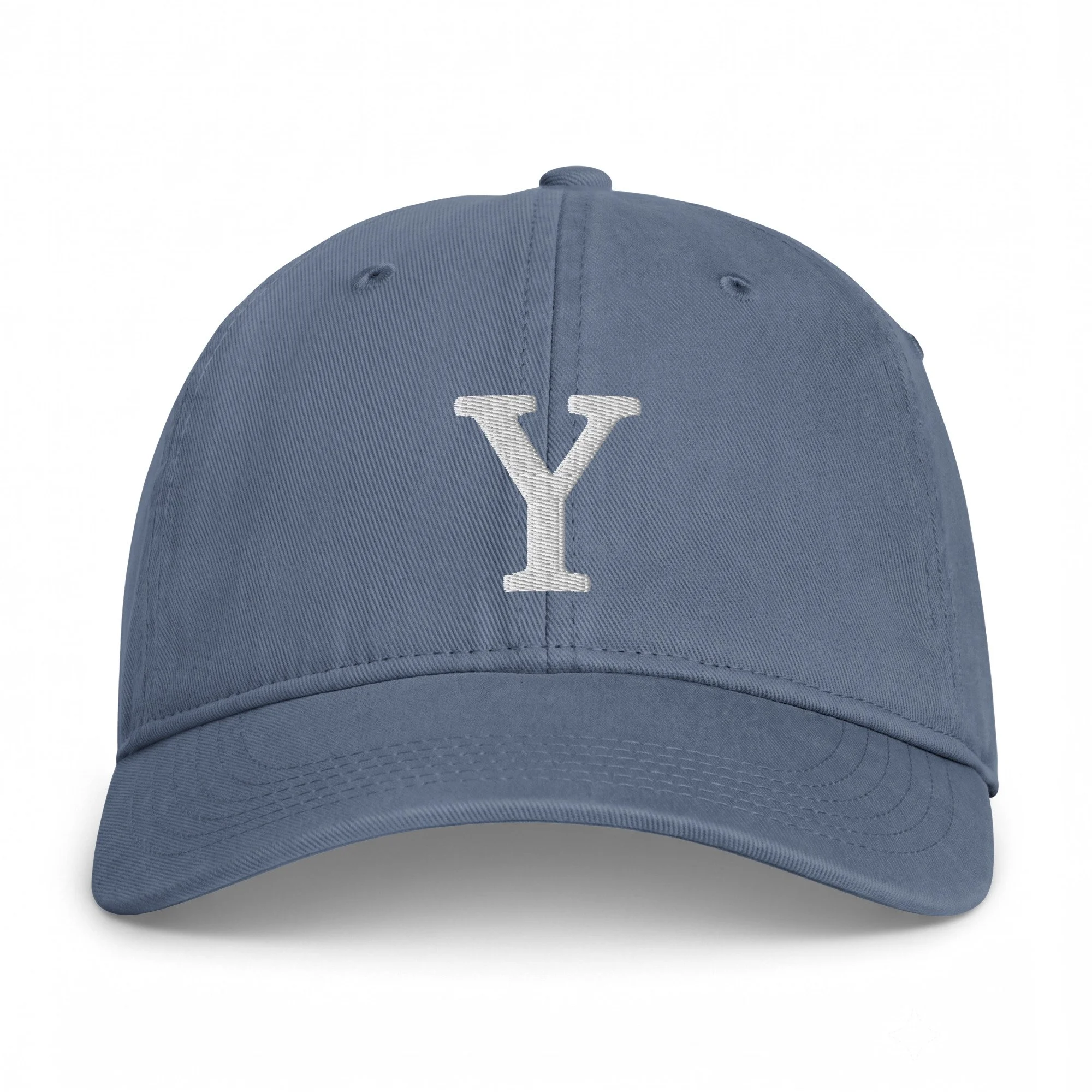 Y CAP des Mürren Yacht Club in Blue Jean, Vorderansicht mit weisser Y-Stickerei.