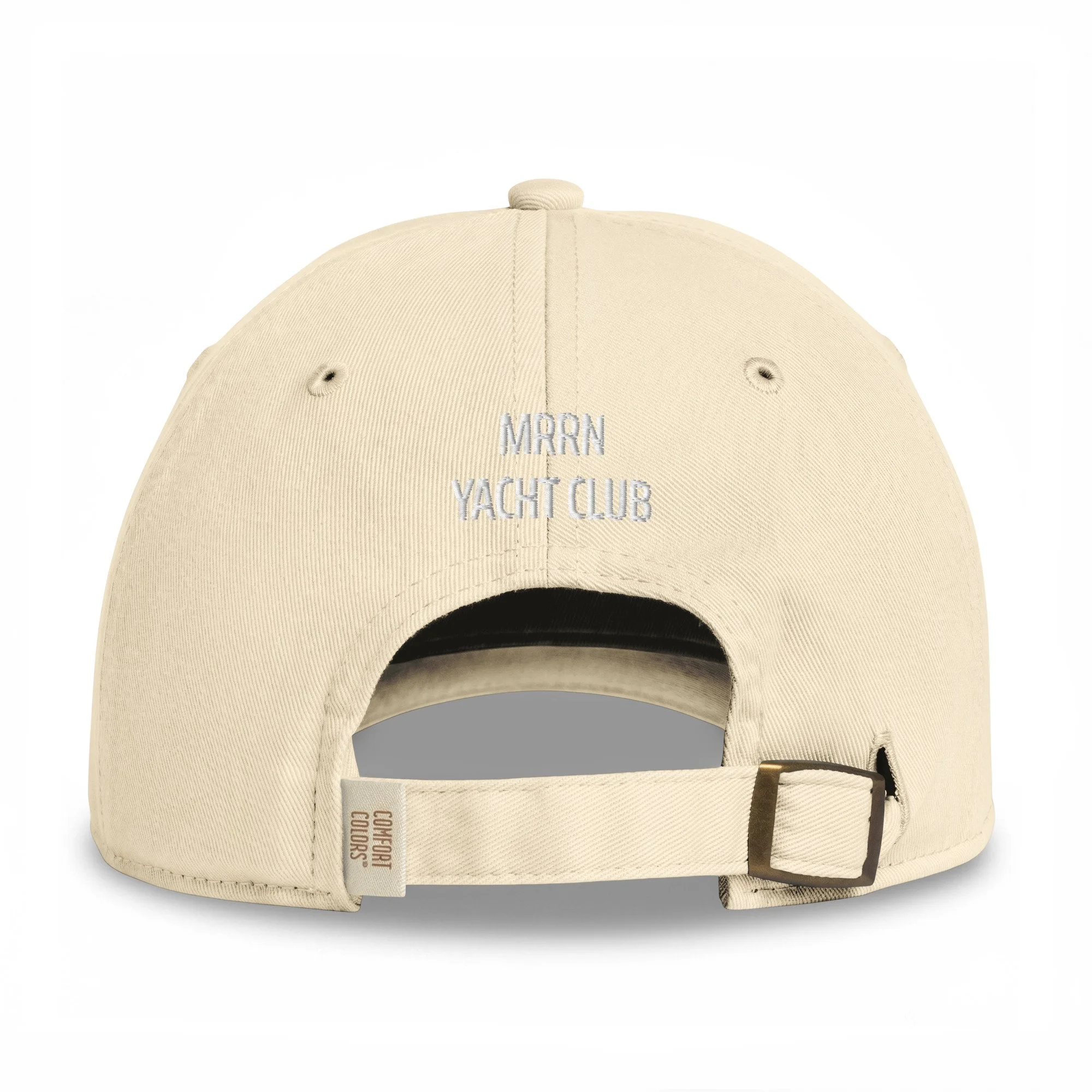 Y CAP des Mürren Yacht Club in Ivory, Rückansicht mit weisser zweizeiliger Stickerei MRRN / YACHT CLUB.