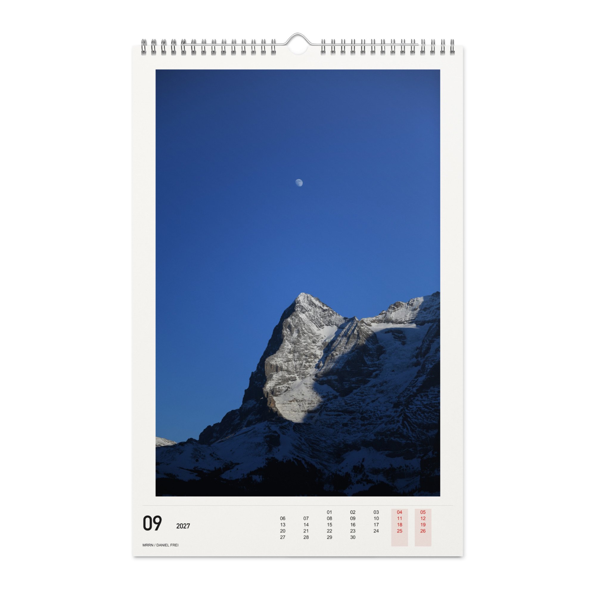 09/2027: Mond an einem klaren blauen Himmel. / The moon in a clear blue sky. Daniel Frei, MRRN.