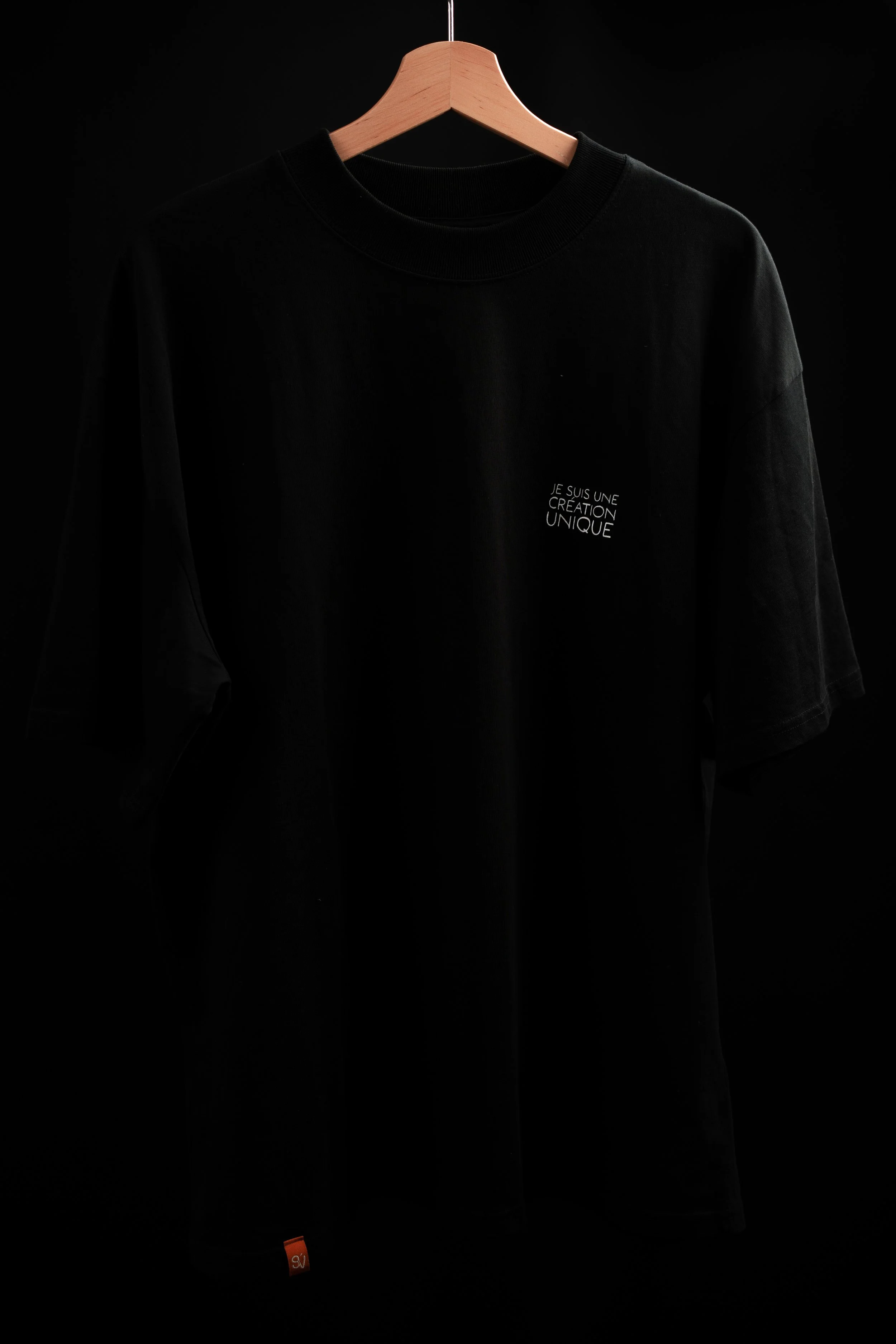 STUDIO TEE 001