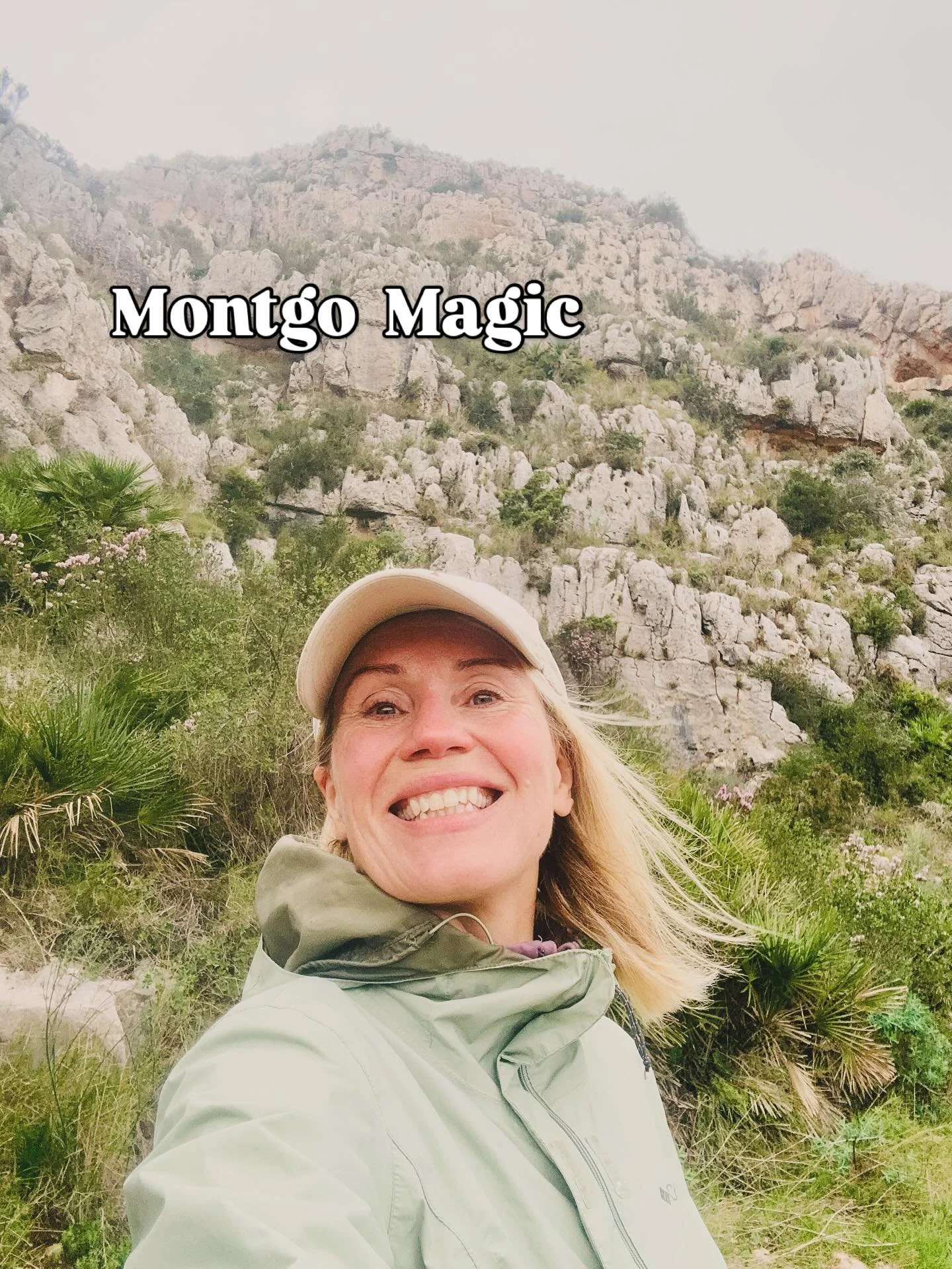 🌿 &Auml;l&auml; unohda el&auml;&auml; itsellesi &ndash; Live for Yourself While Being There for Others

Viime viikolla l&ouml;ysin itseni j&auml;lleen Montg&oacute;n rinteilt&auml;, vanhan eukalyptuksen juurelta. Silitt&auml;ess&auml;ni sen paljasta