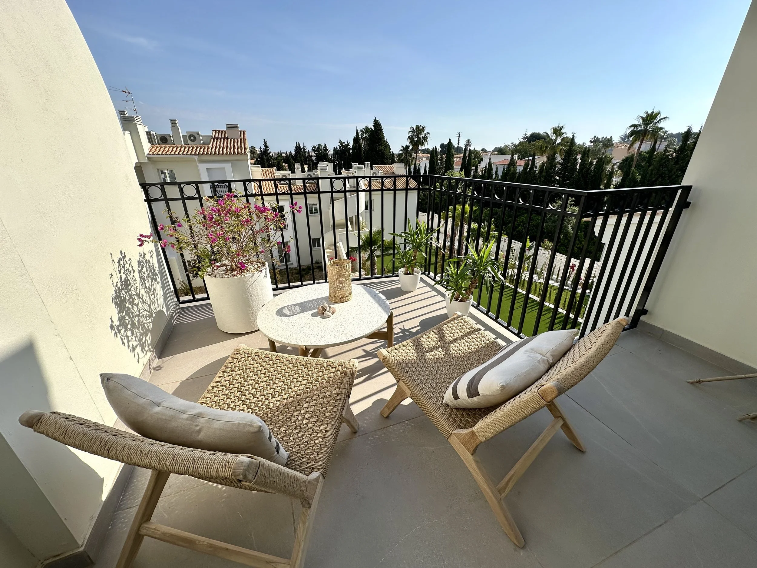 Panorama Penthouse terrace is a peaceful refuge for slow morning and windings evenings.