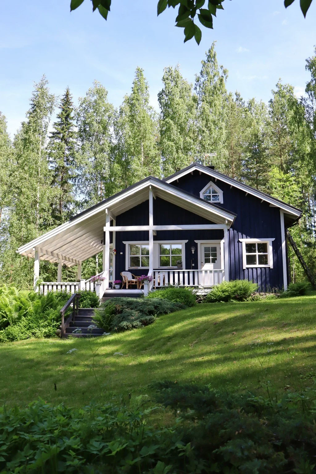 Blueberry Villa is an exclusive hideout at the Vitsai village ofTaipalsaari.