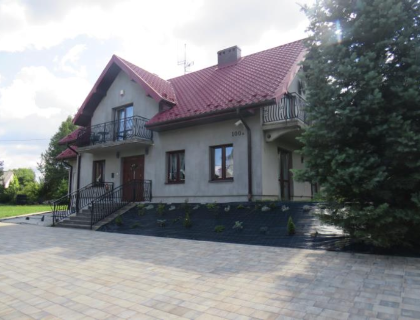 Pierwszy konkurs ofert - sprzedaż udziału 1/2 w nieruchomości Strzegowa, Wolbrom