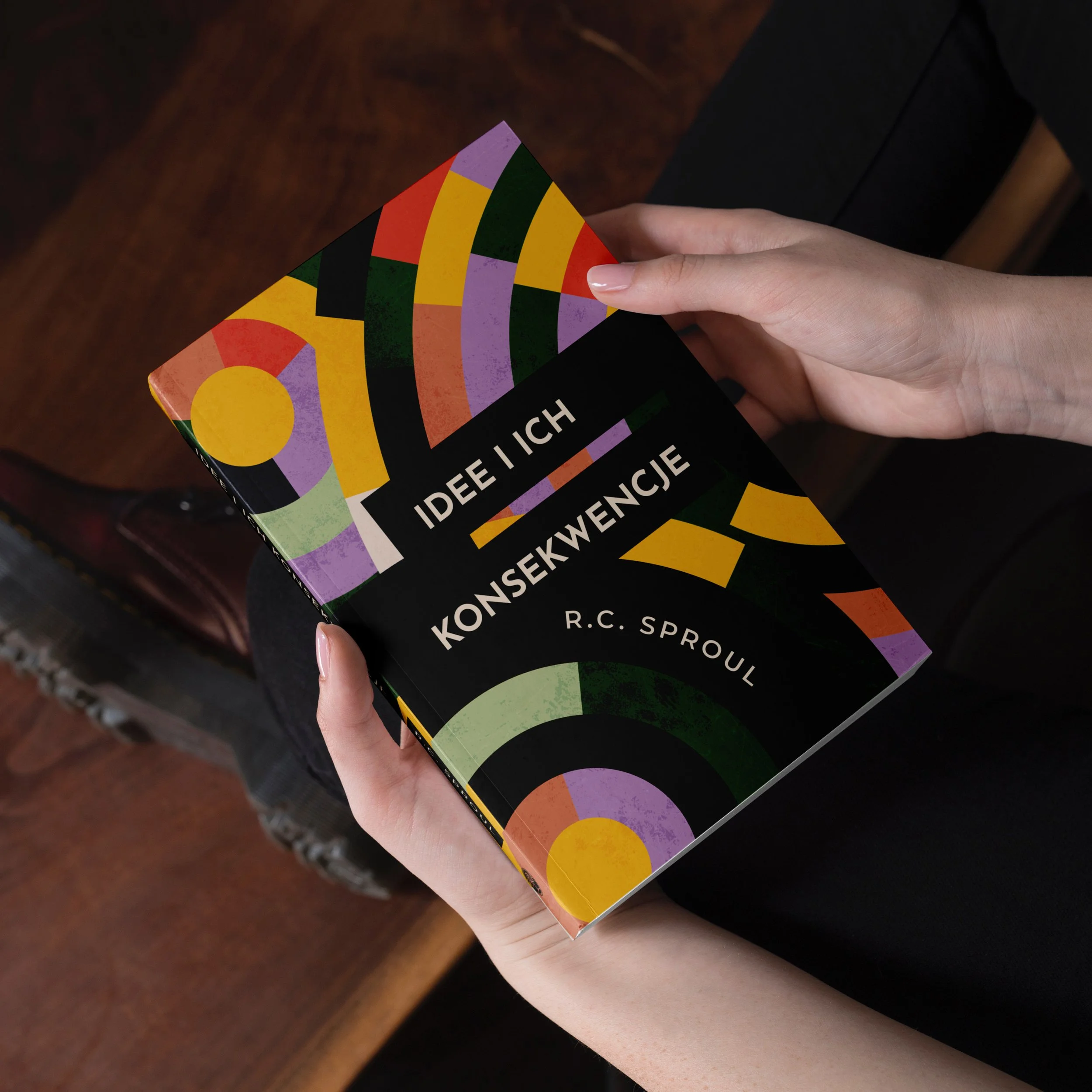 Обкладинка з руками7.jpg