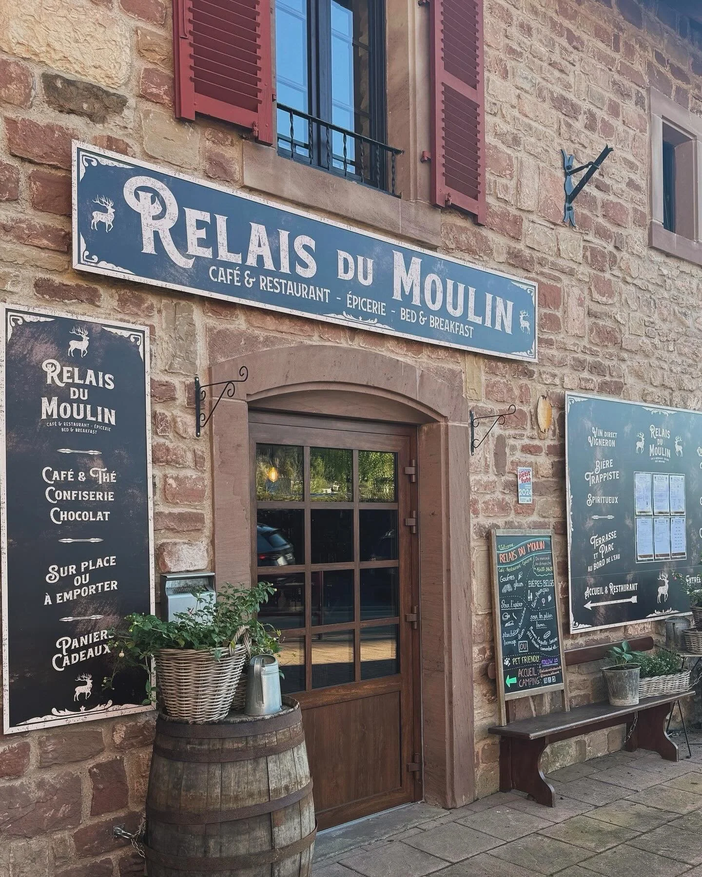 L&rsquo;equipe du @relaisdumoulinabreschviller vous accueille avec bonne humeur et sourie pour vous faire d&eacute;couvrir une cuisine de famille ! D&eacute;couvrez notre nouvelle carte 😎 📍Abreschviller #moselle_le_departement #moselletourisme #lep