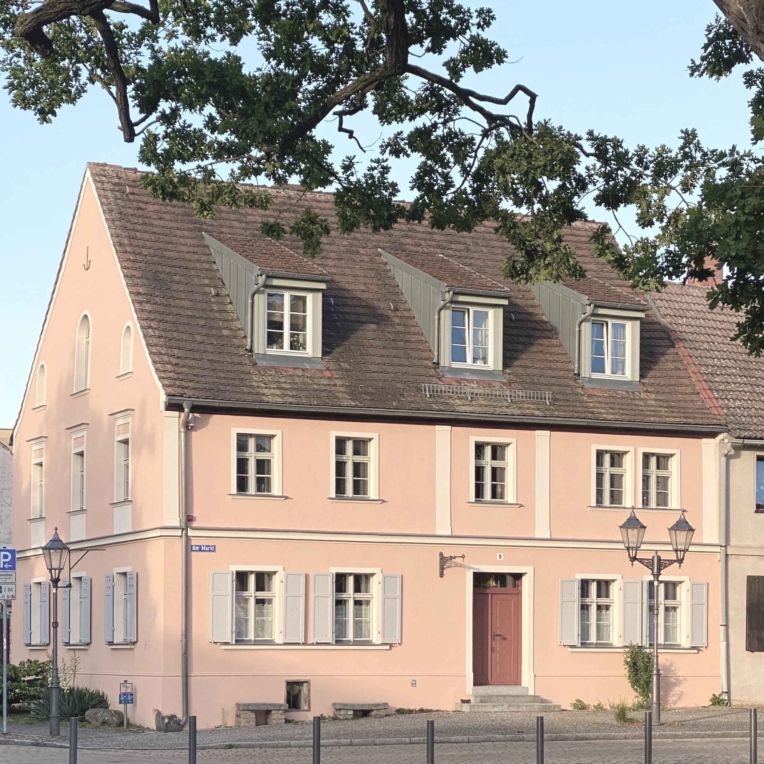 Denkmal am Dorfplatz