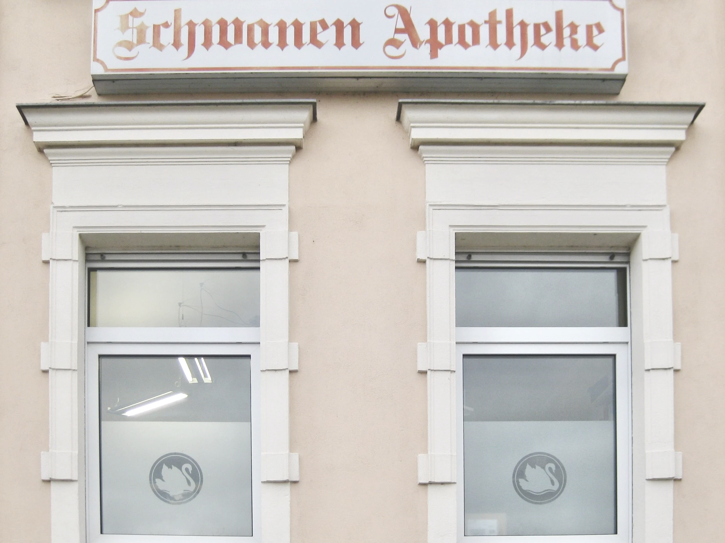 Schwanen-Apotheke