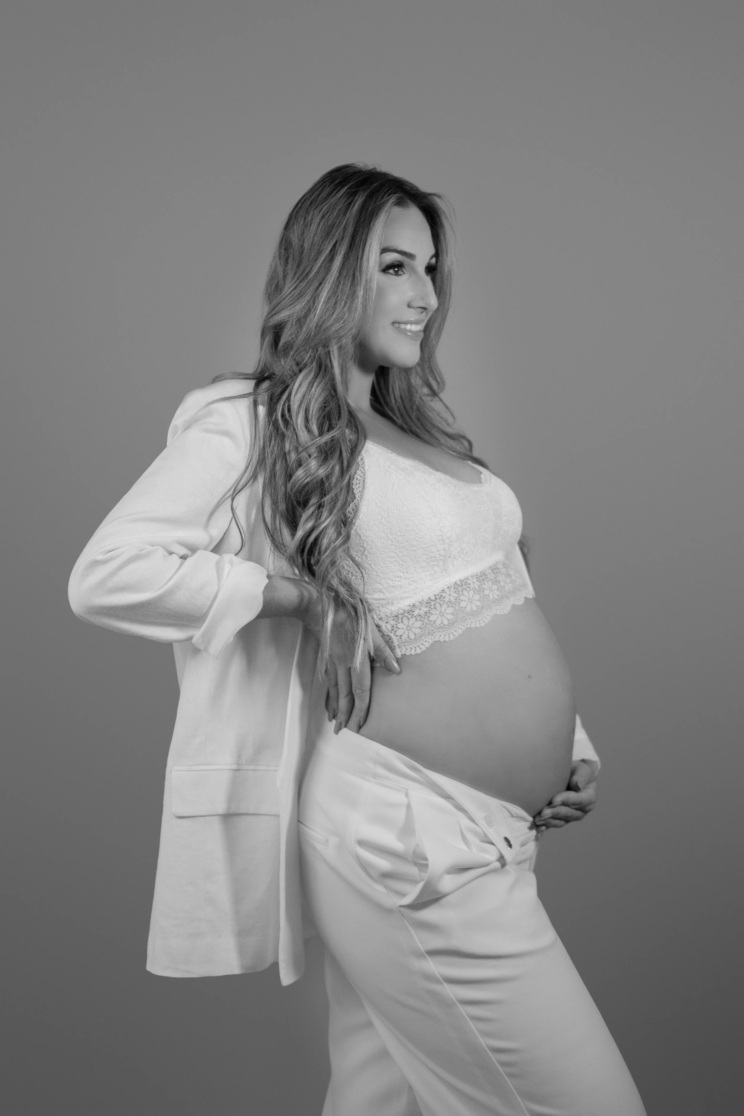 Maternity photographer Brisbane24.jpg