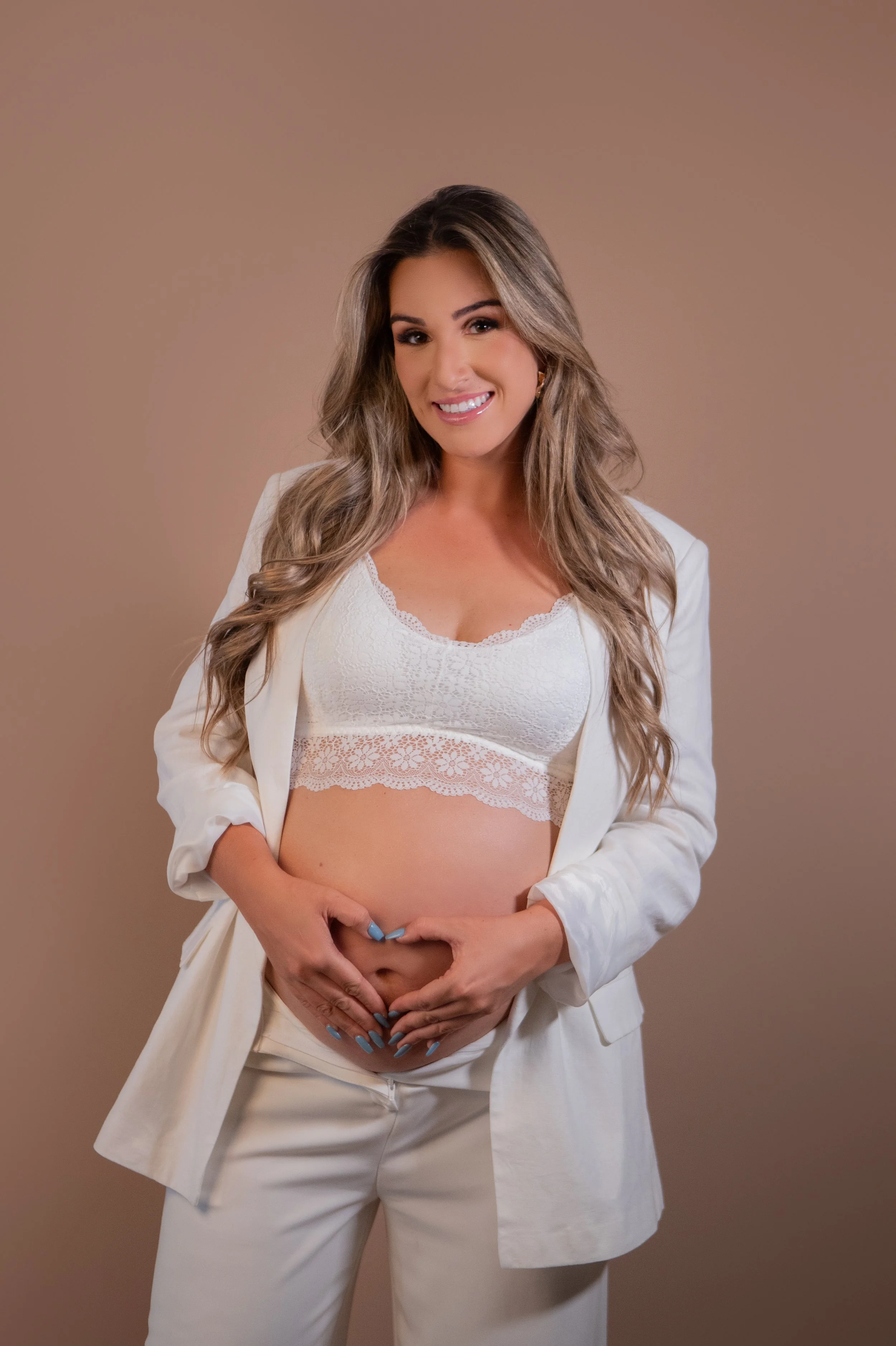 Maternity photographer Brisbane23.jpg