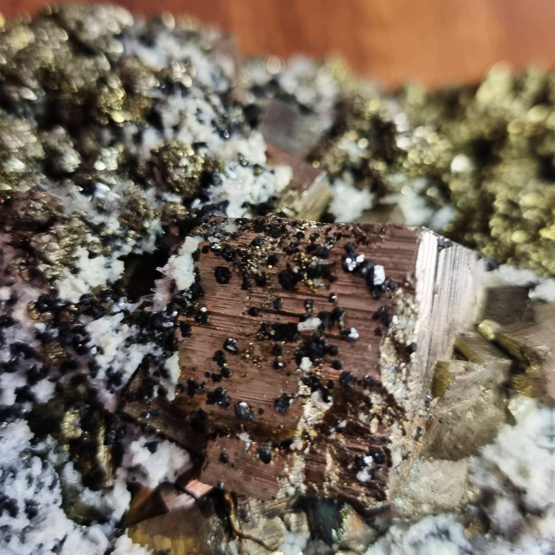 004esq pyrit chalcopyrit sphalerit quarz 4.78 kg.jpg