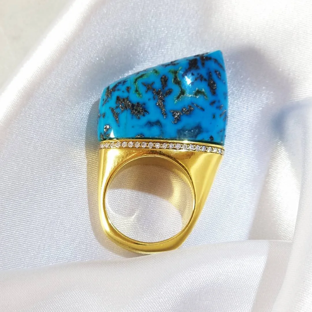 contemporary statement ring gold shattuckite 07.jpg