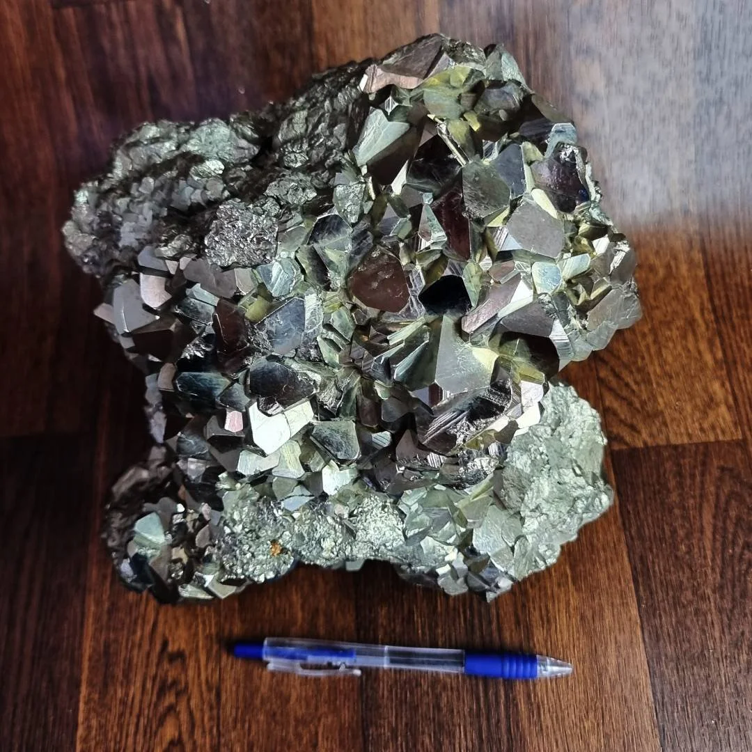 024bsq pyrite crystal cluster 12 kg.jpg