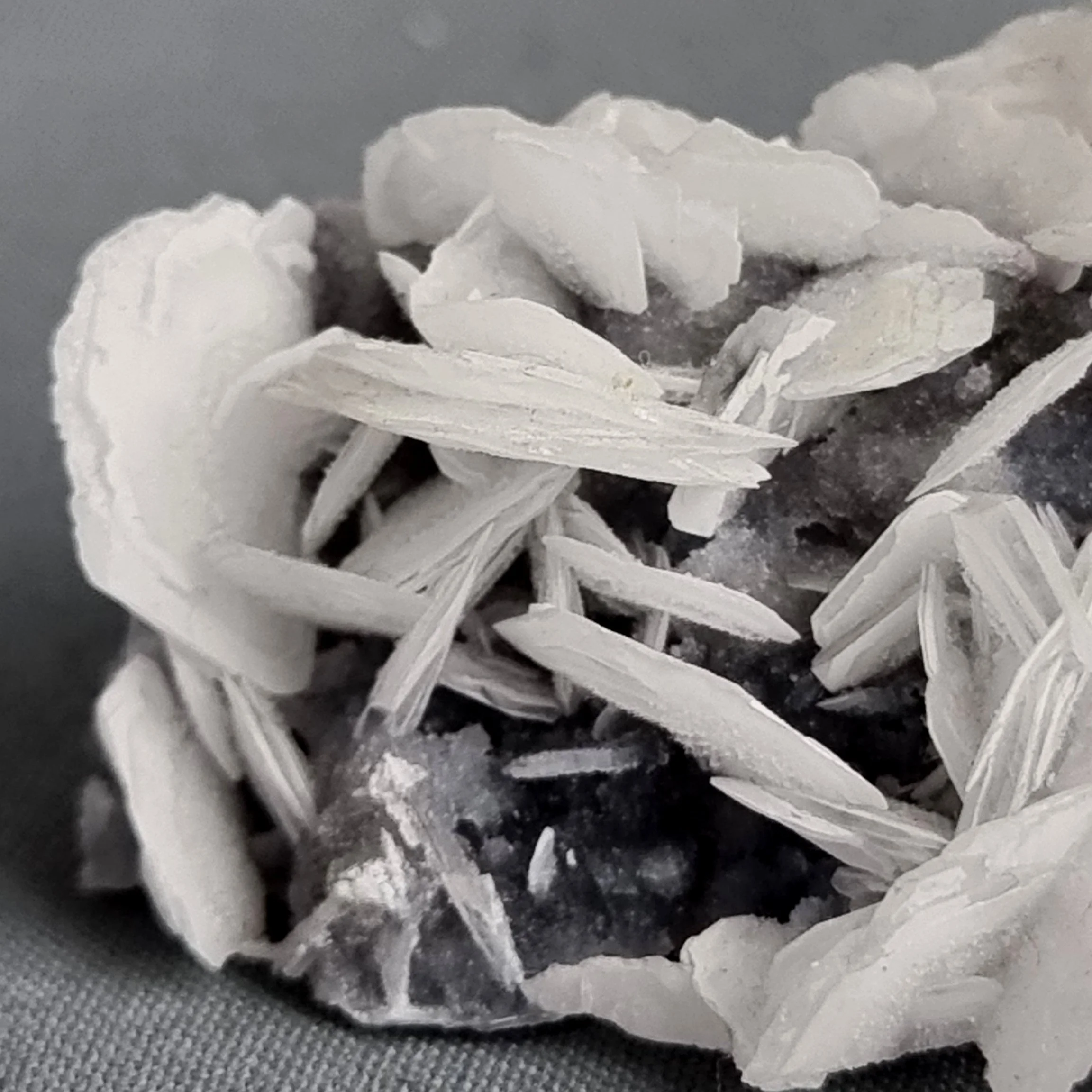 LGC-ESP014 2 white bladed barrite crystal cluster julcani district.jpg