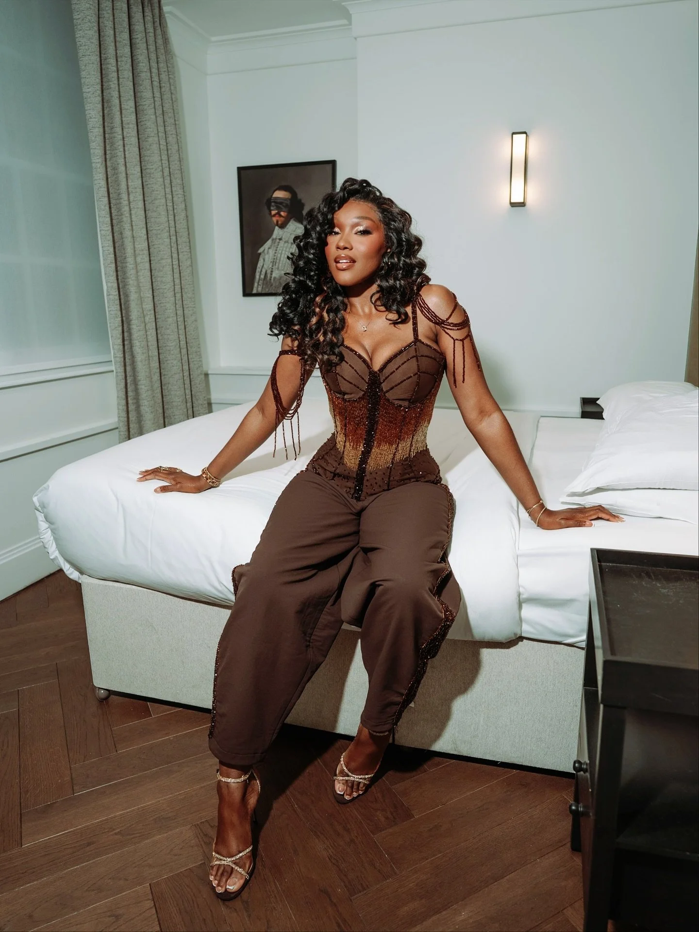 brown just might be my colour 🤎

birthday dinner outfit 🤌🏾🥂 designed by myselfff 🙌🏾
made in Nigeria by the talented @timarestudio ✨
makeup by the 🐐 @rantsmua 
captured by 📸 @darkekareem @bhscenes