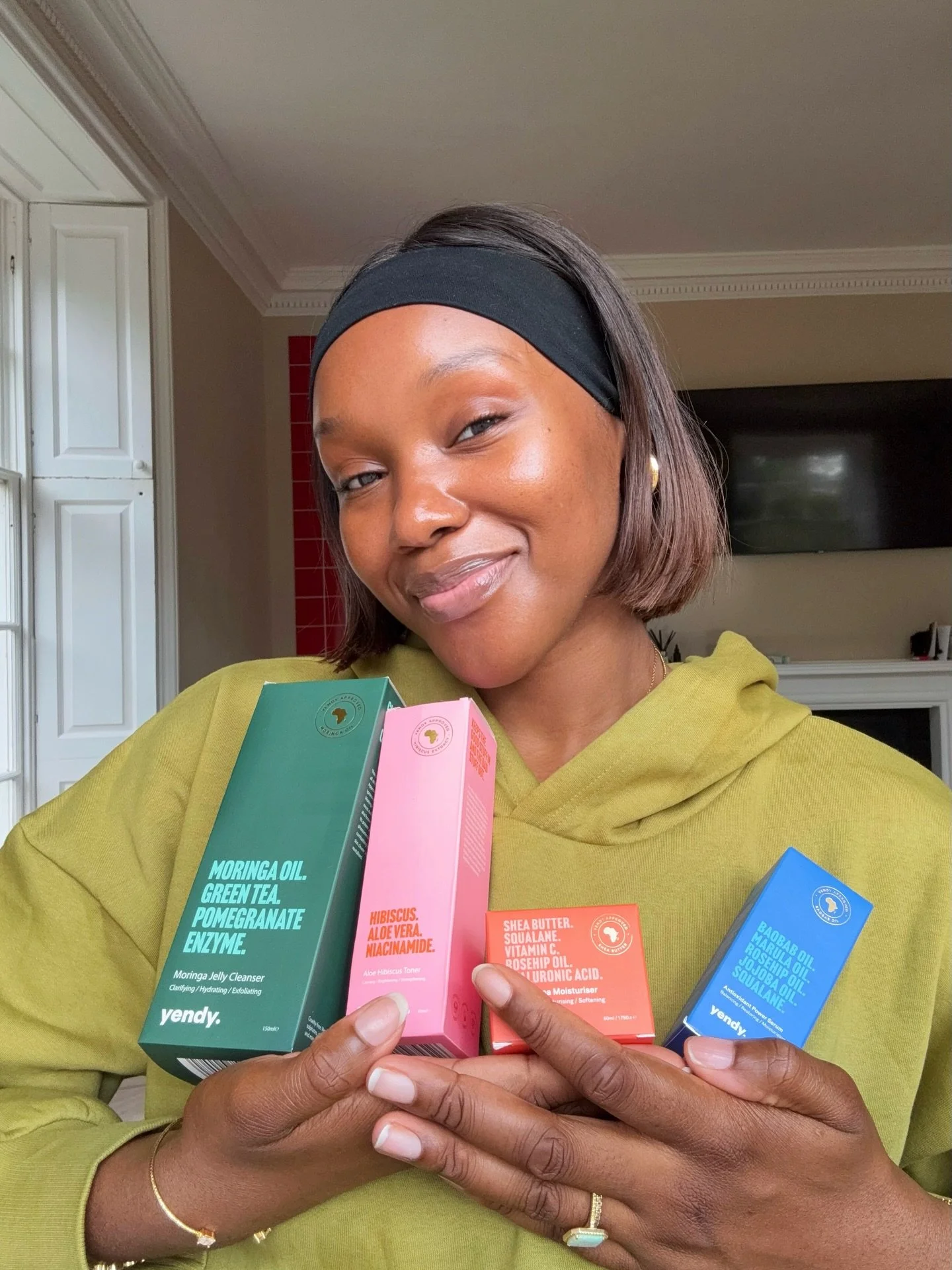 ✨ GIVEAWAY TIME ✨

To celebrate my partnership with @yendyskin, we&rsquo;re gifting 3 of YOU the full 4-Step Radiant Routine.

This is the exact routine I trust to keep my skin steady through mum life, business, and everything in between.

Simple. Re