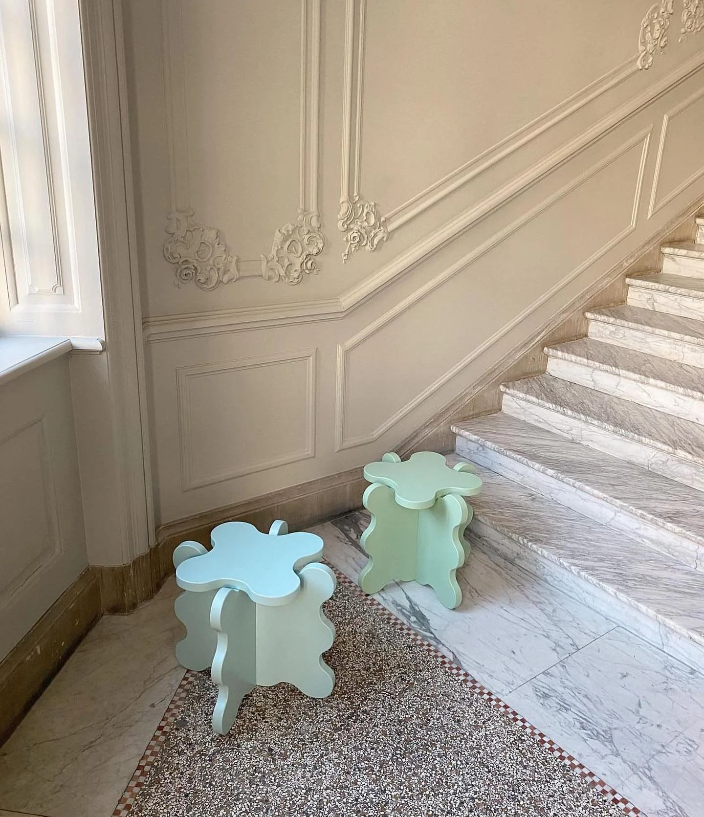 On the move. The curvy mini table by @gustafwestman 

#furnituredesign #interiordesire #contemporydesign