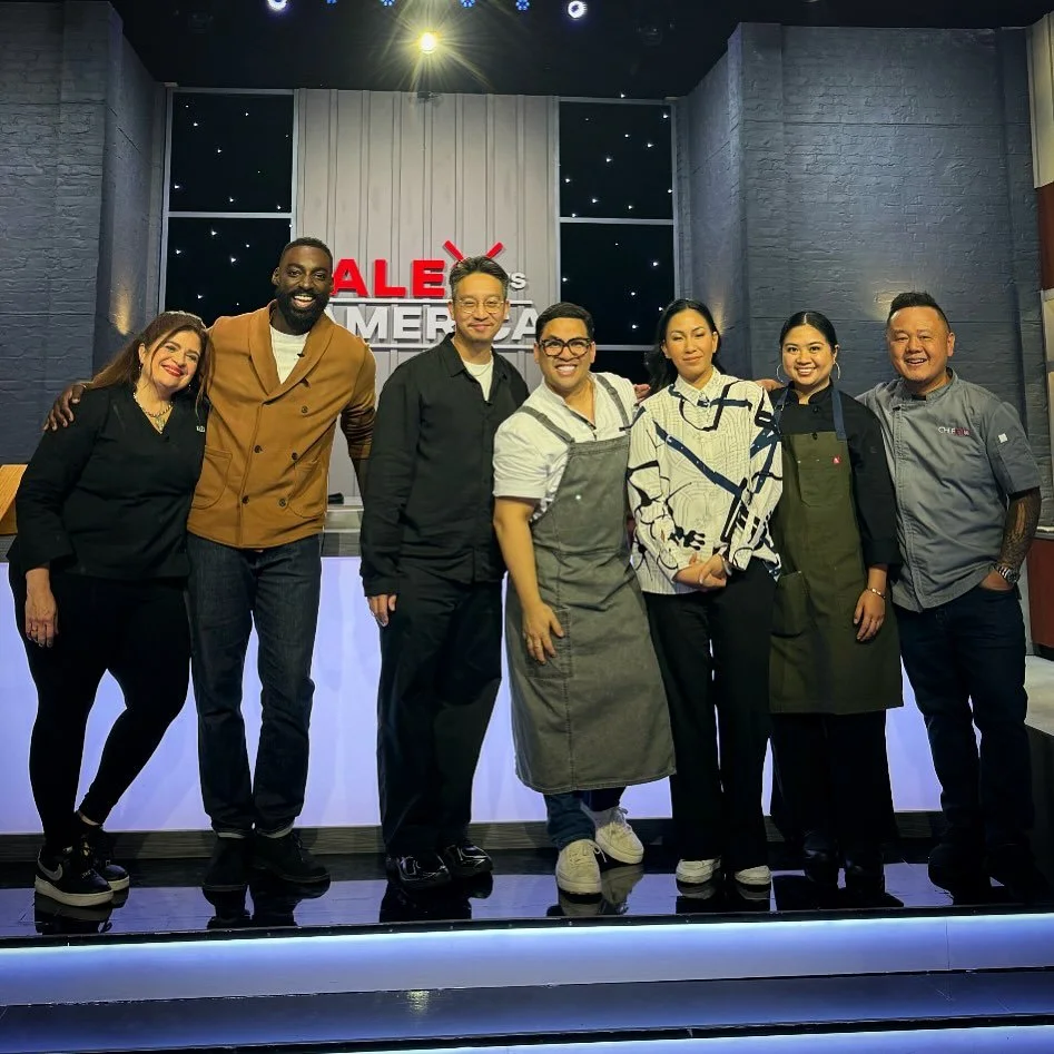 Alex vs. Thailand : Winner π 
So, we did a thing and I won the thing. Alex vs. America challenged Iron Chef Alex Guarnaschelli against three Thai chefs…a panel of Thai judges and one goal; to knock Alex out of her own arena.  Gosh, I love a g