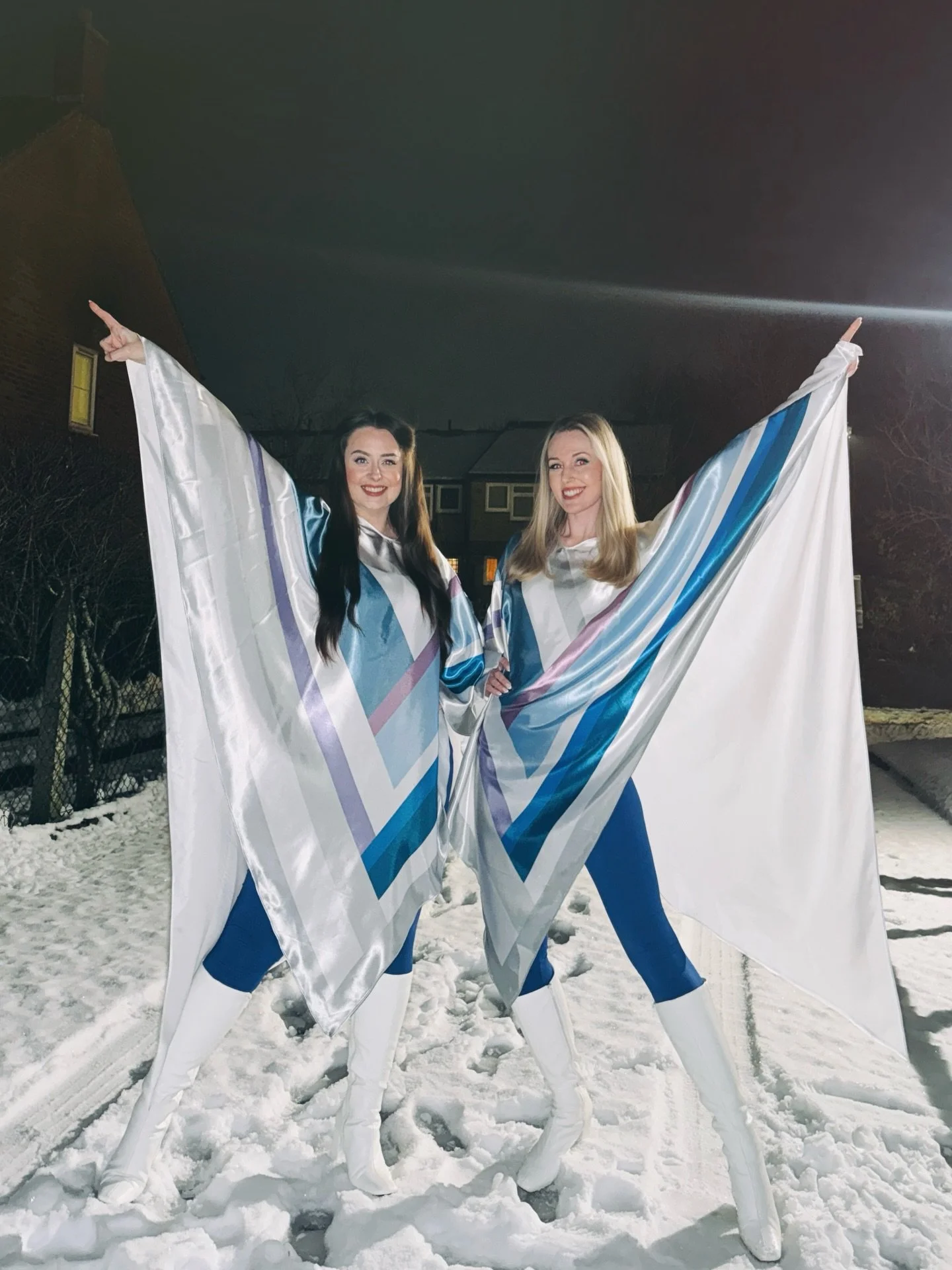 Last Saturday saw us in our alter-ego guises, as Agnetha &amp; Frida! ⭐️

The ABBA Belles enjoyed an evening in Dawley performing for Denise&rsquo;s surprise 60th birthday, planned with military precision by her husband, Mark. What a fabulous night w