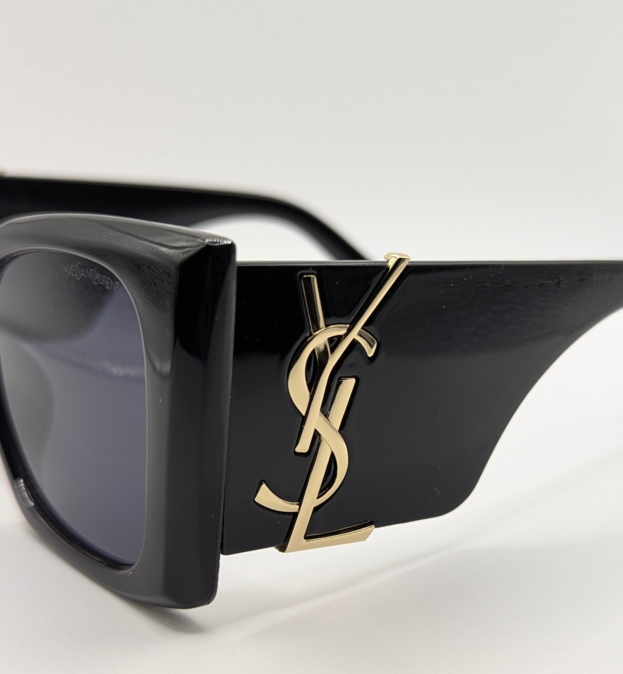 YSL 1.2.jpg
