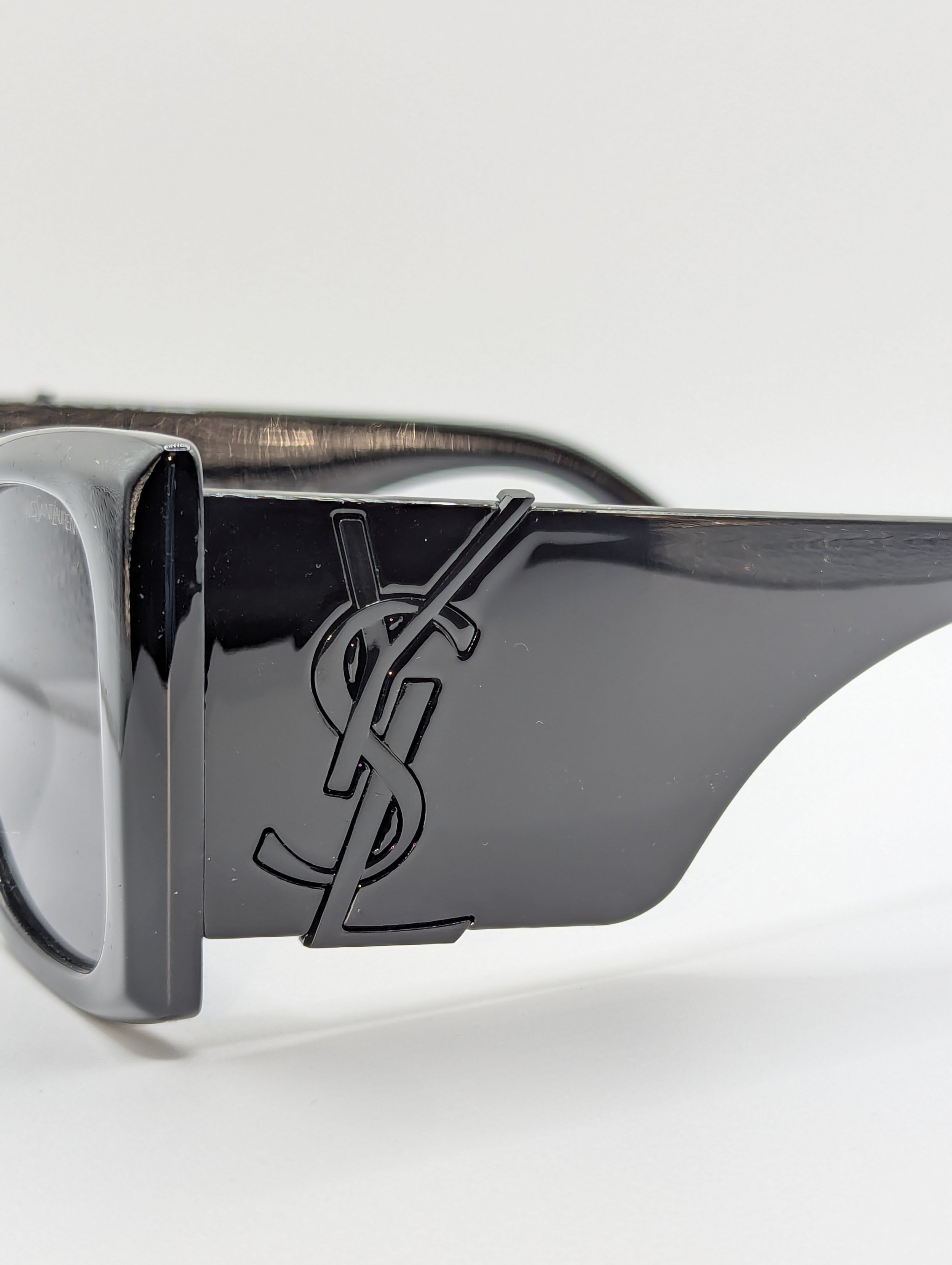 YSL 2.2.jpg