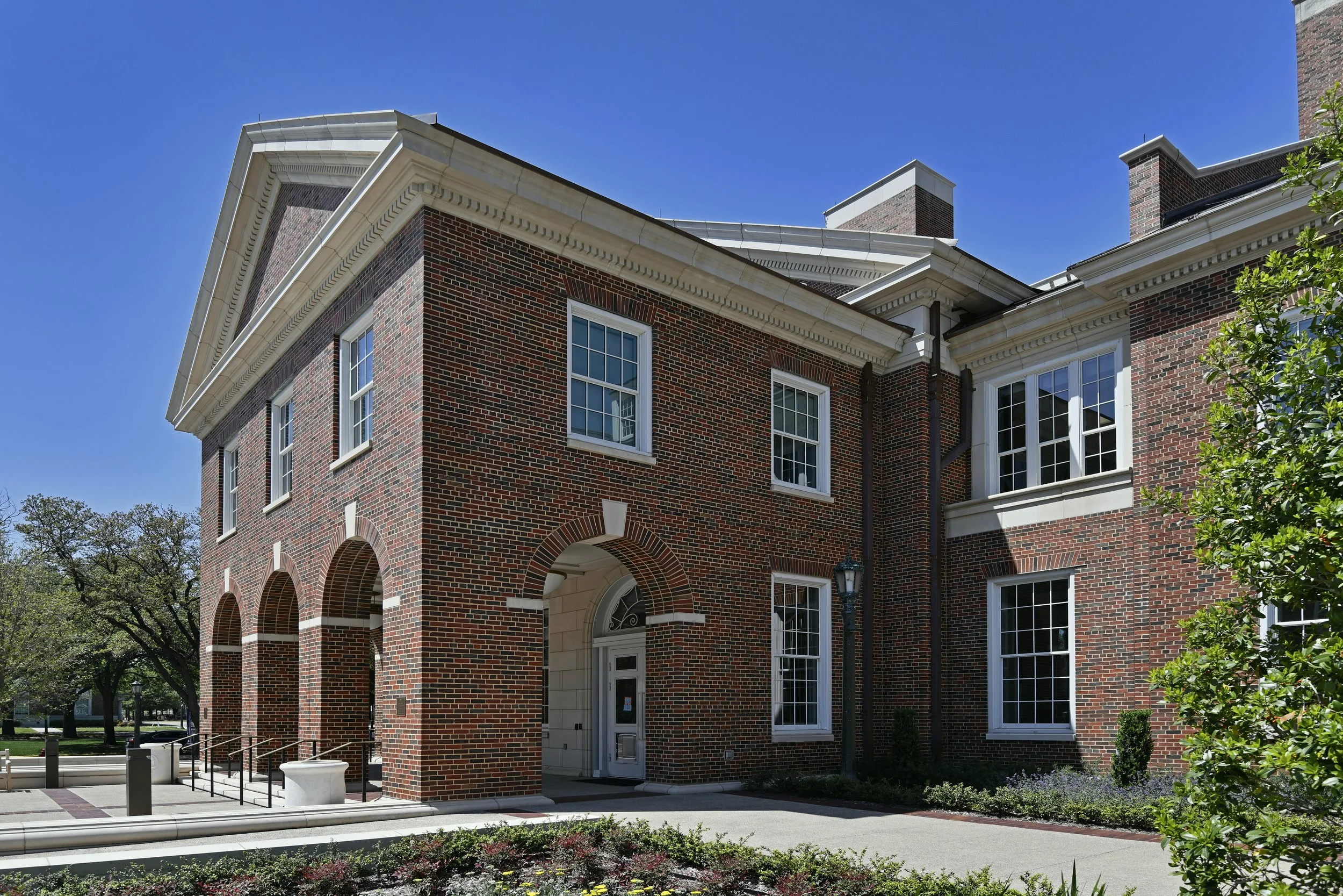 4 SMU COX SCHOOL OF BUSINESS - Linda Ashby.JPG