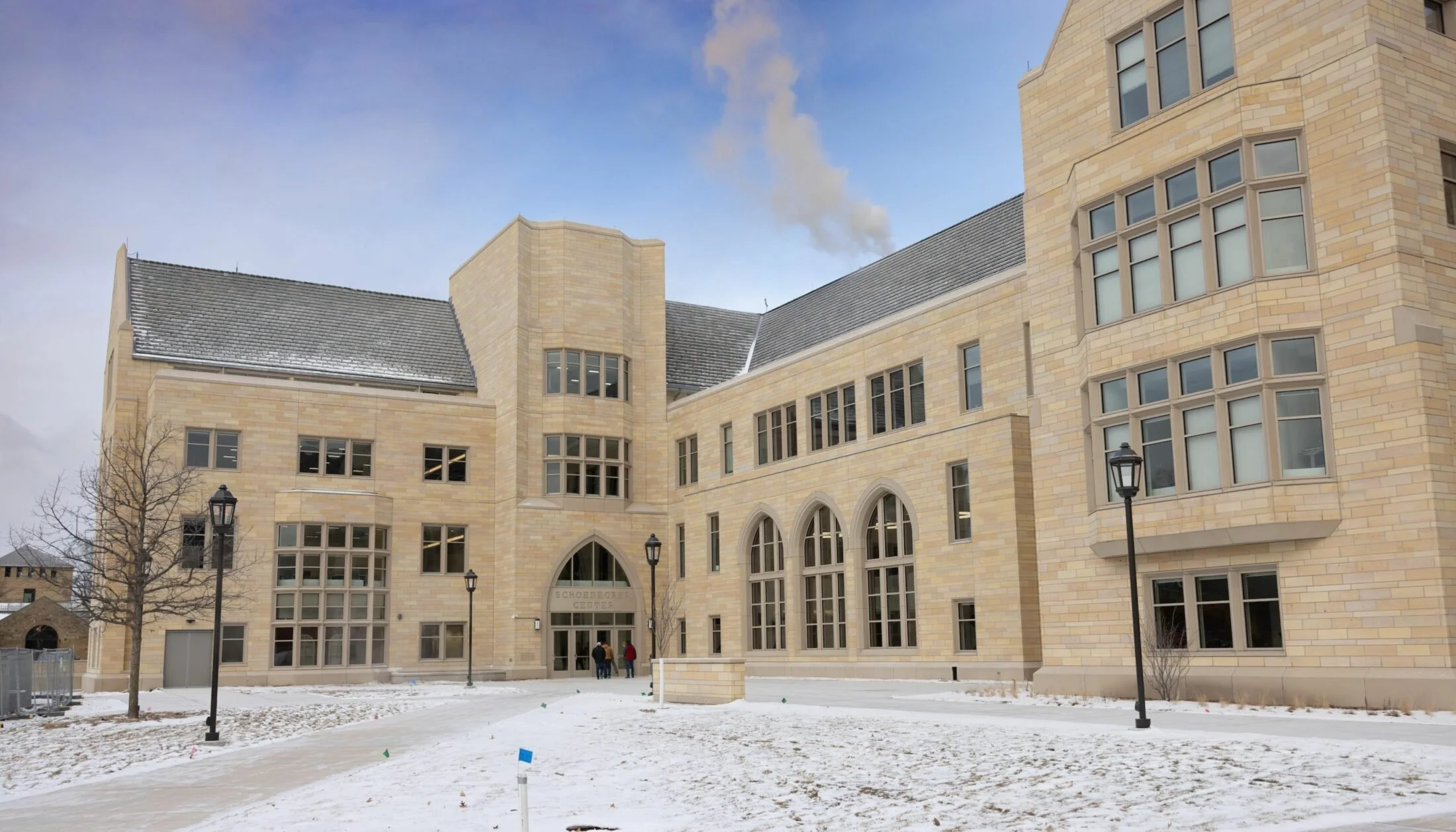 Exterior -.jpg