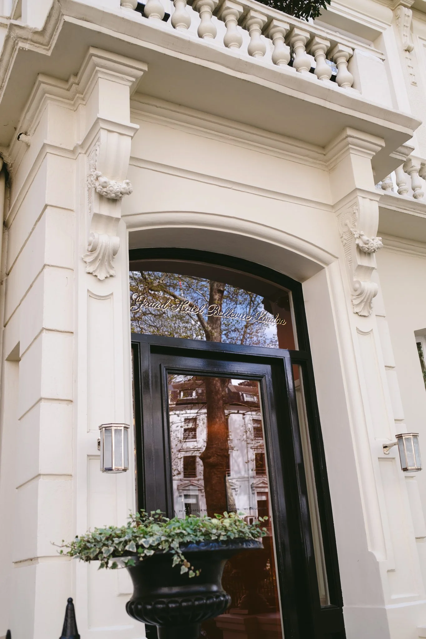 @willthompsonisaway-1 10.jpg