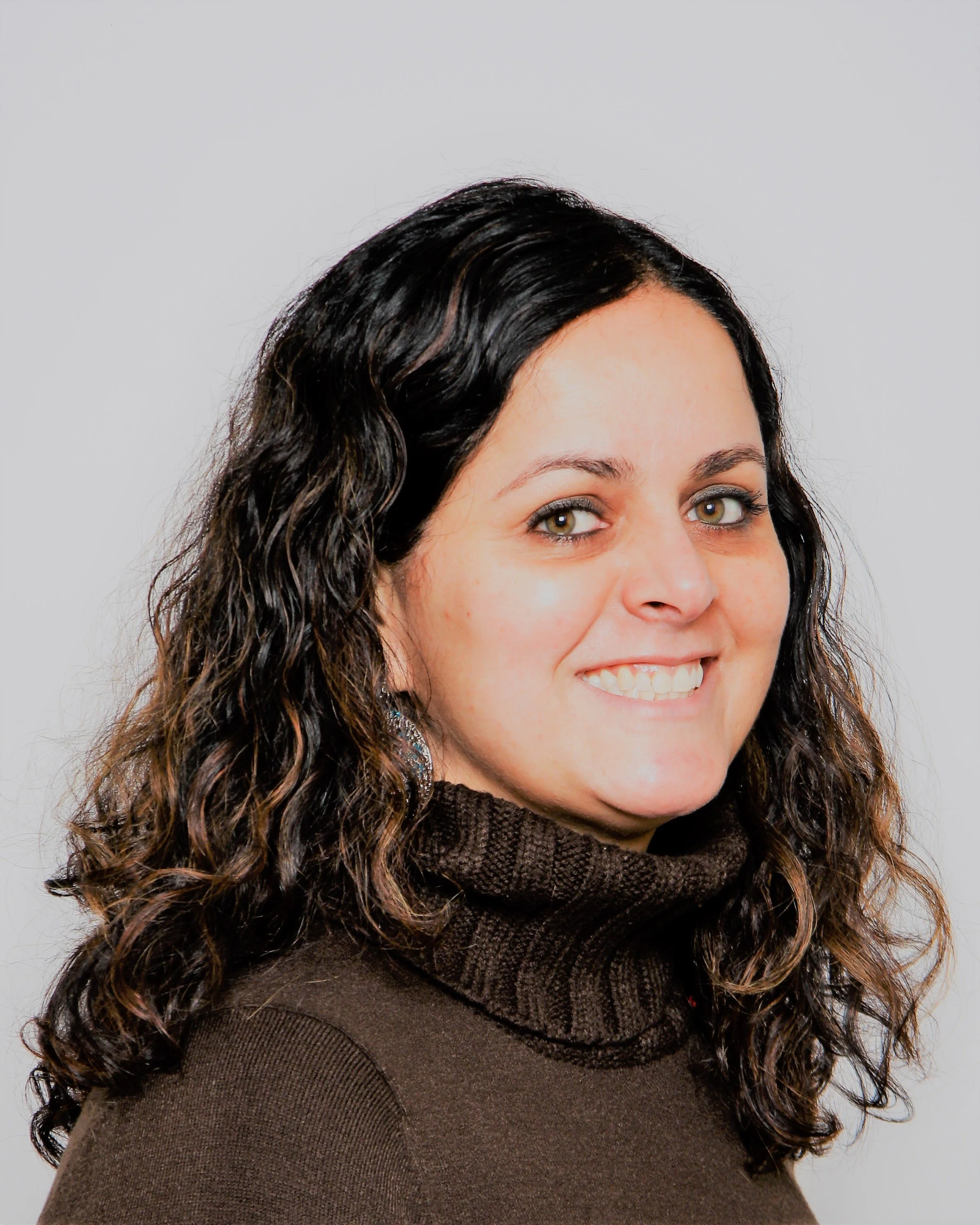 Susy Headshot_2021.jpg