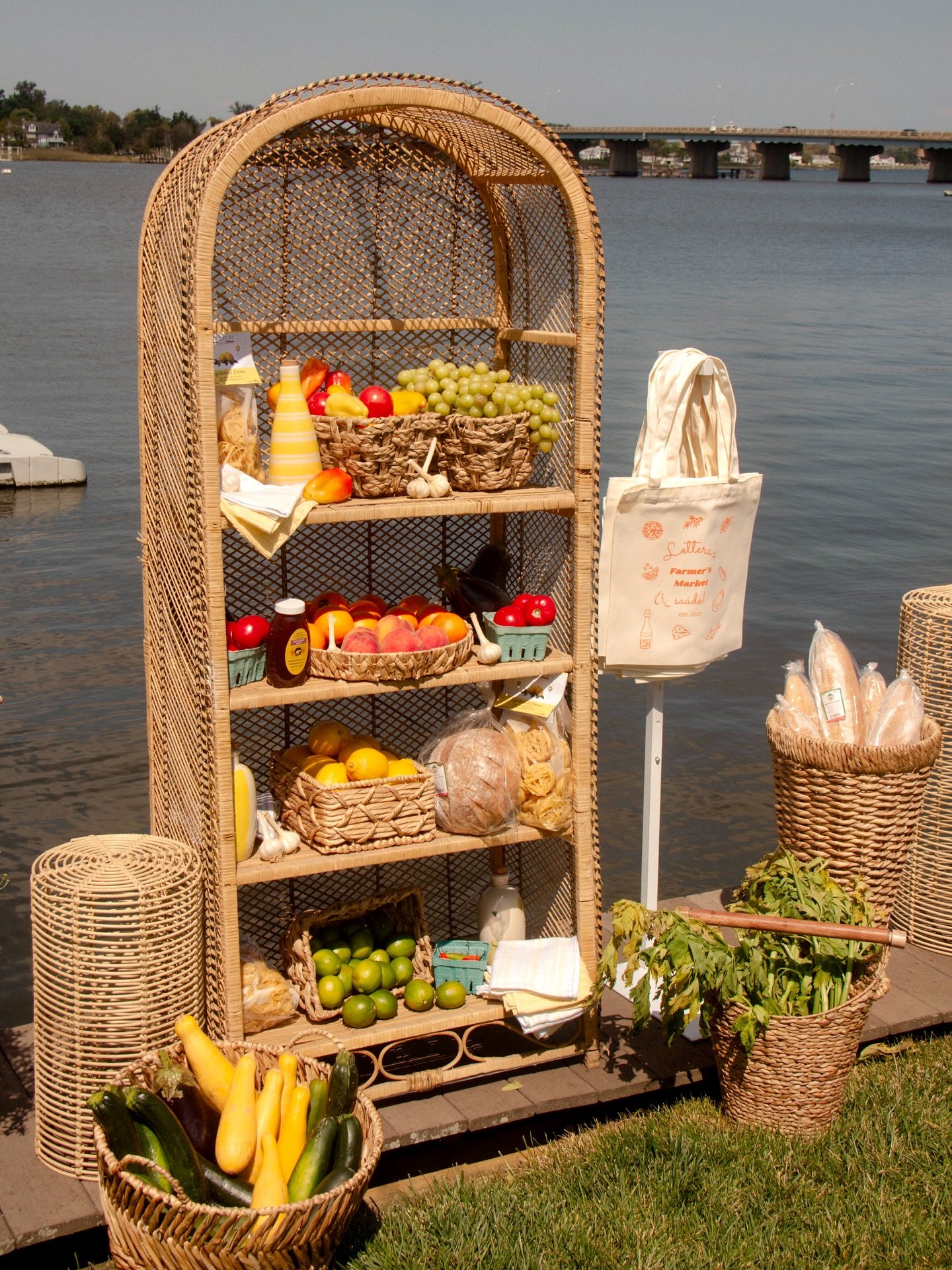 Sunday at the market 🍅🥖🫑