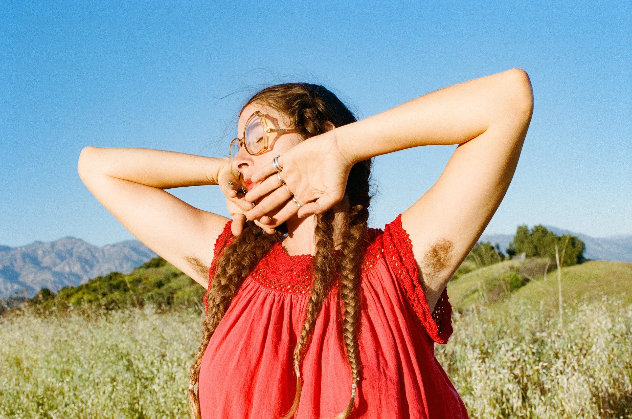 PORTRAIT | Emily in the Hills