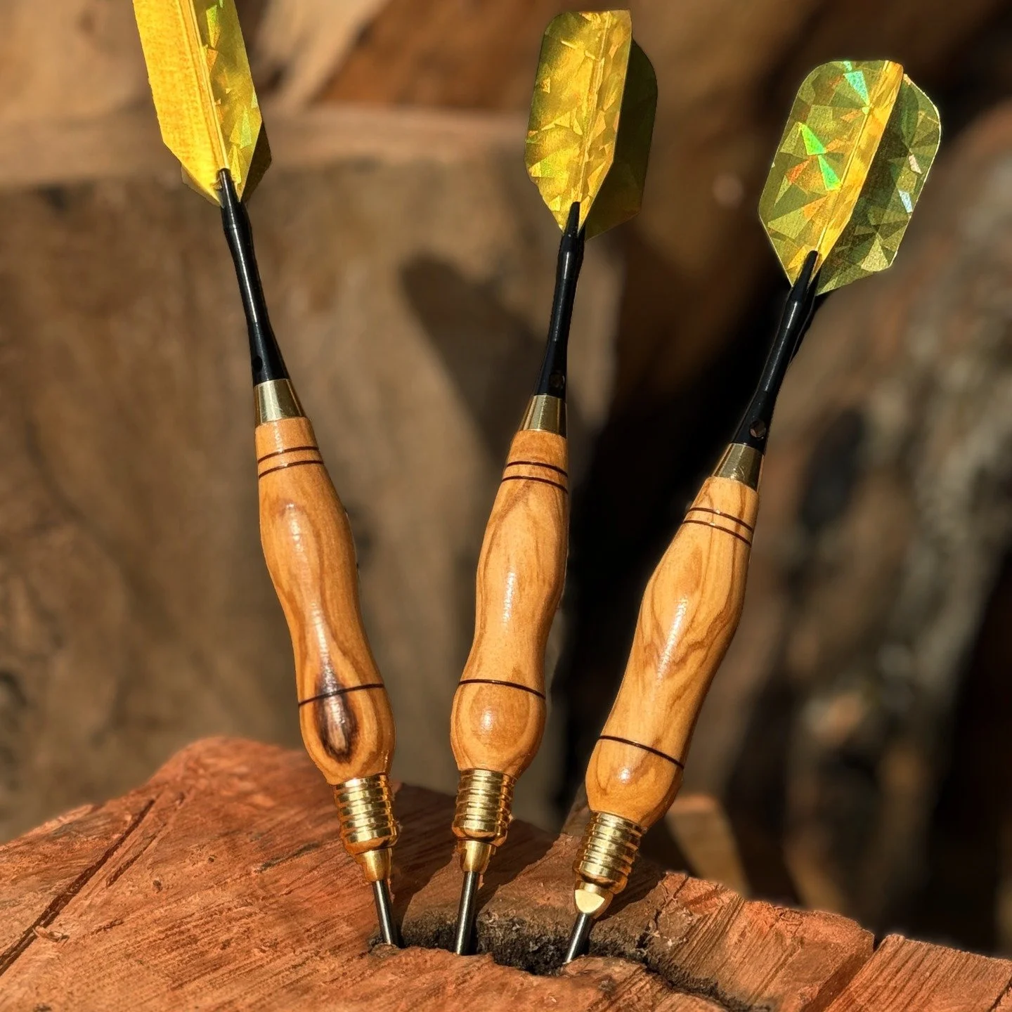 Back at the lathe after a full summer&mdash;turned these darts out of olivewood 🪵🎯 

#woodturning #handcrafted #lathework #olivewood #woodworkingcommunity #makersgonnamake #handmadewithlove #luxurycraft #craftedtokeeep #woodart