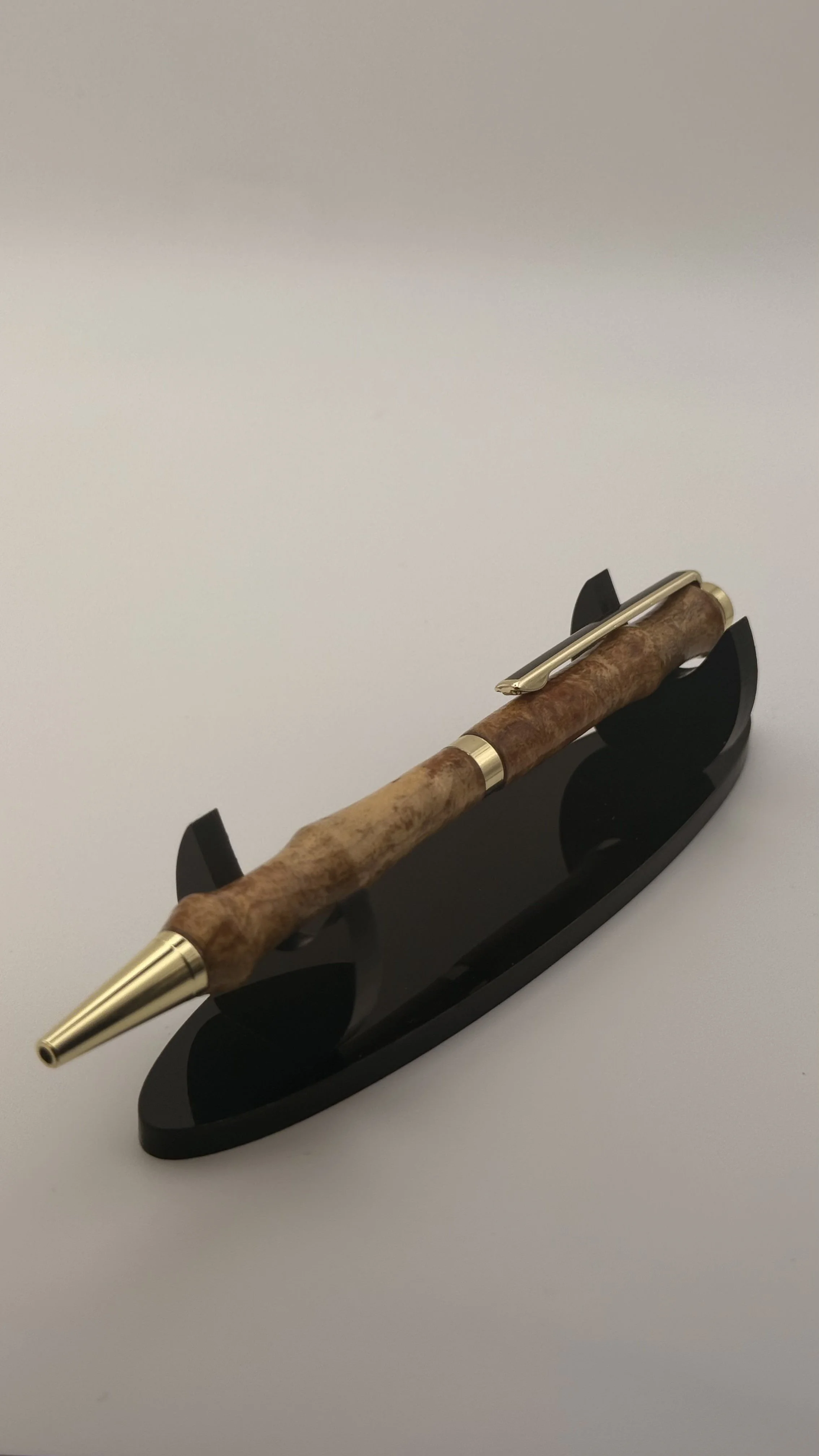 Maple Burl Pen 3.jpg
