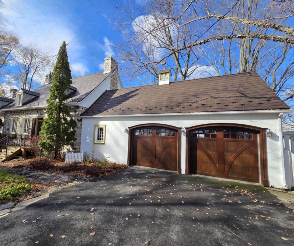 Toiture métallique dans l’Ouest-de-l’Île : pourquoi Sainte-Anne-de-Bellevue, Baie-d’Urfé et Senneville adoptent le métal