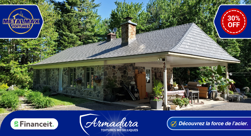 Toiture Armadura couleur Eclipse installée par l'équipe MetalMax sur une maison résidentielle a Terrebonne, Québec.