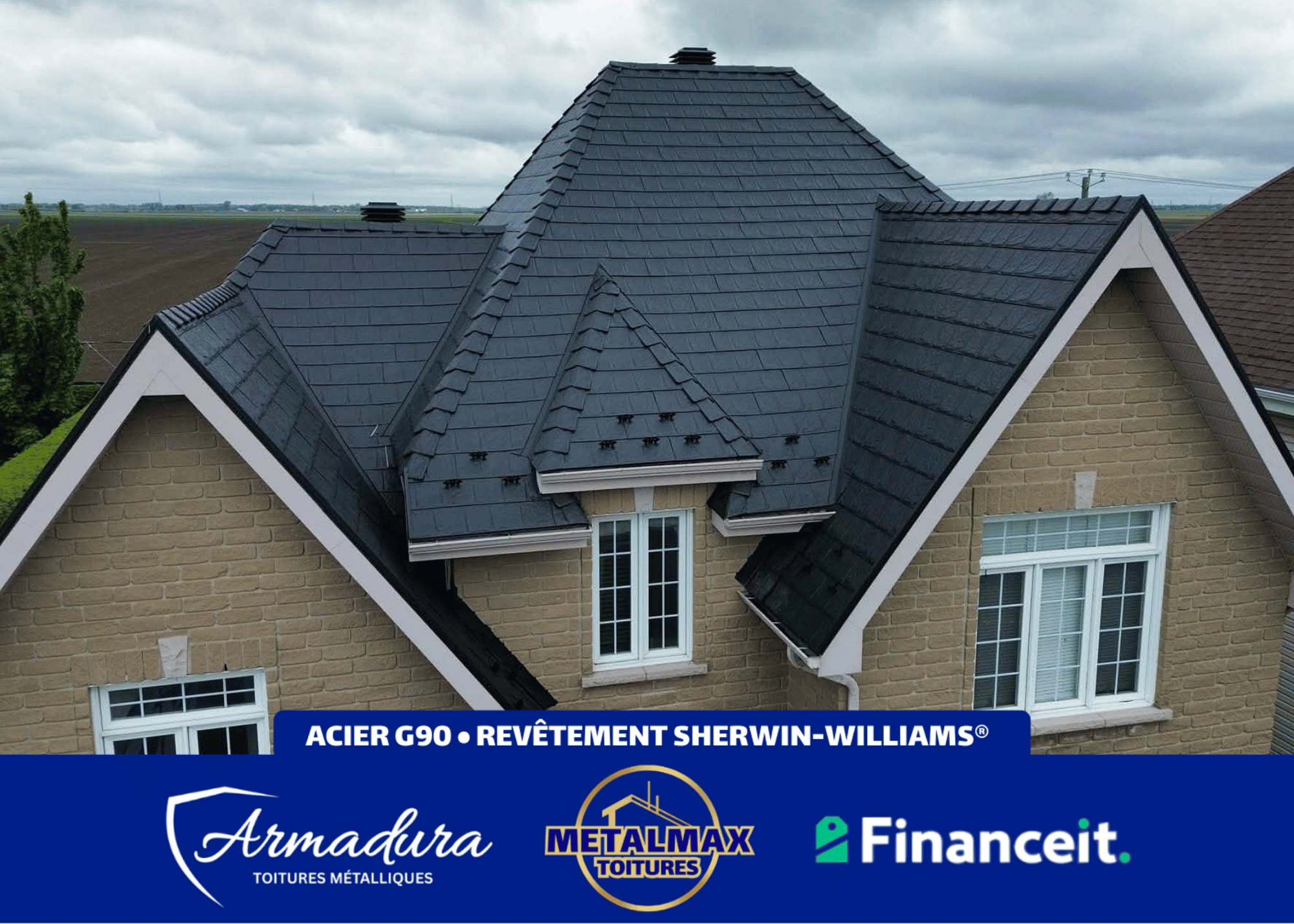 Toiture métallique Armadura™ couleur Eclipse — noir ardoise — installation résidentielle au Québec par MetalMax-3