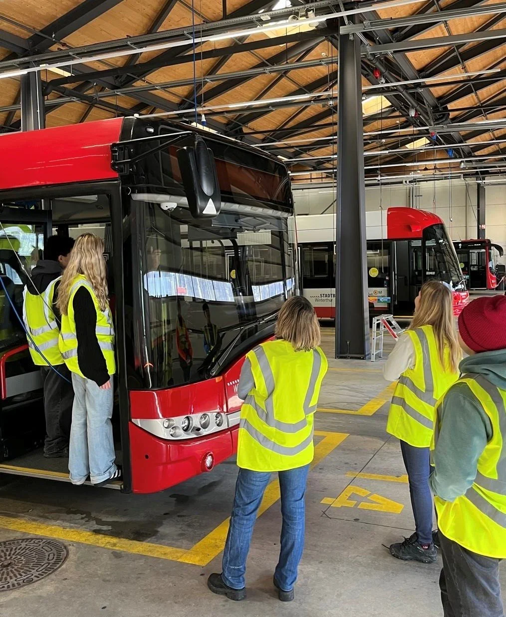 Besuch im Busdepot von Stadtbus Winterthur