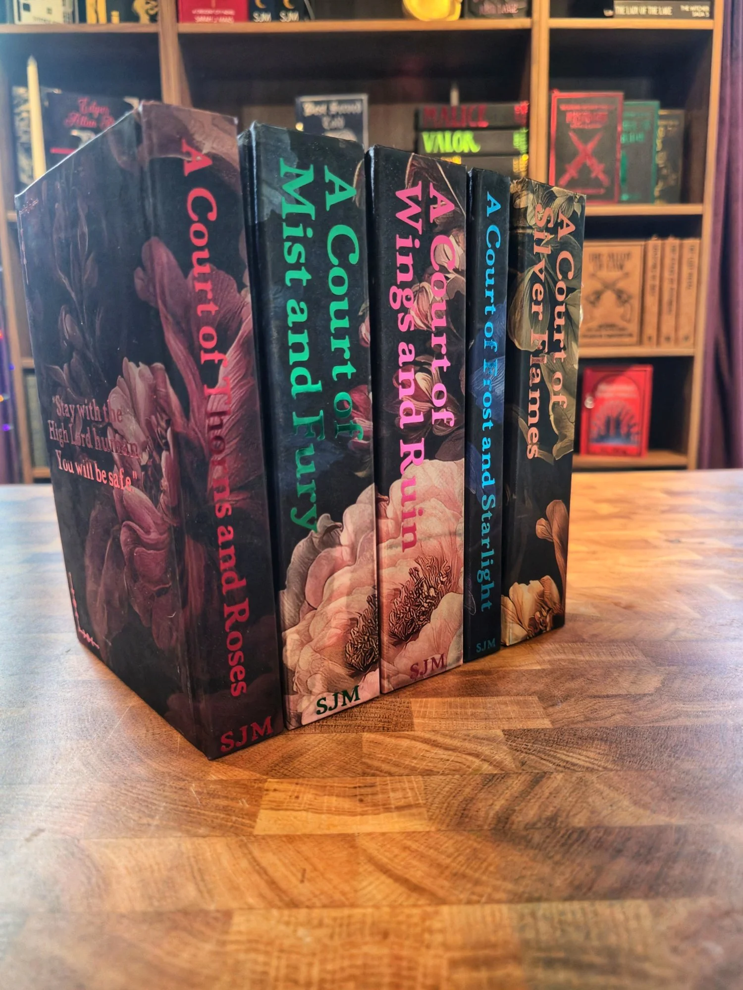 A Court of Thorns and Roses by Sarah J. Maas