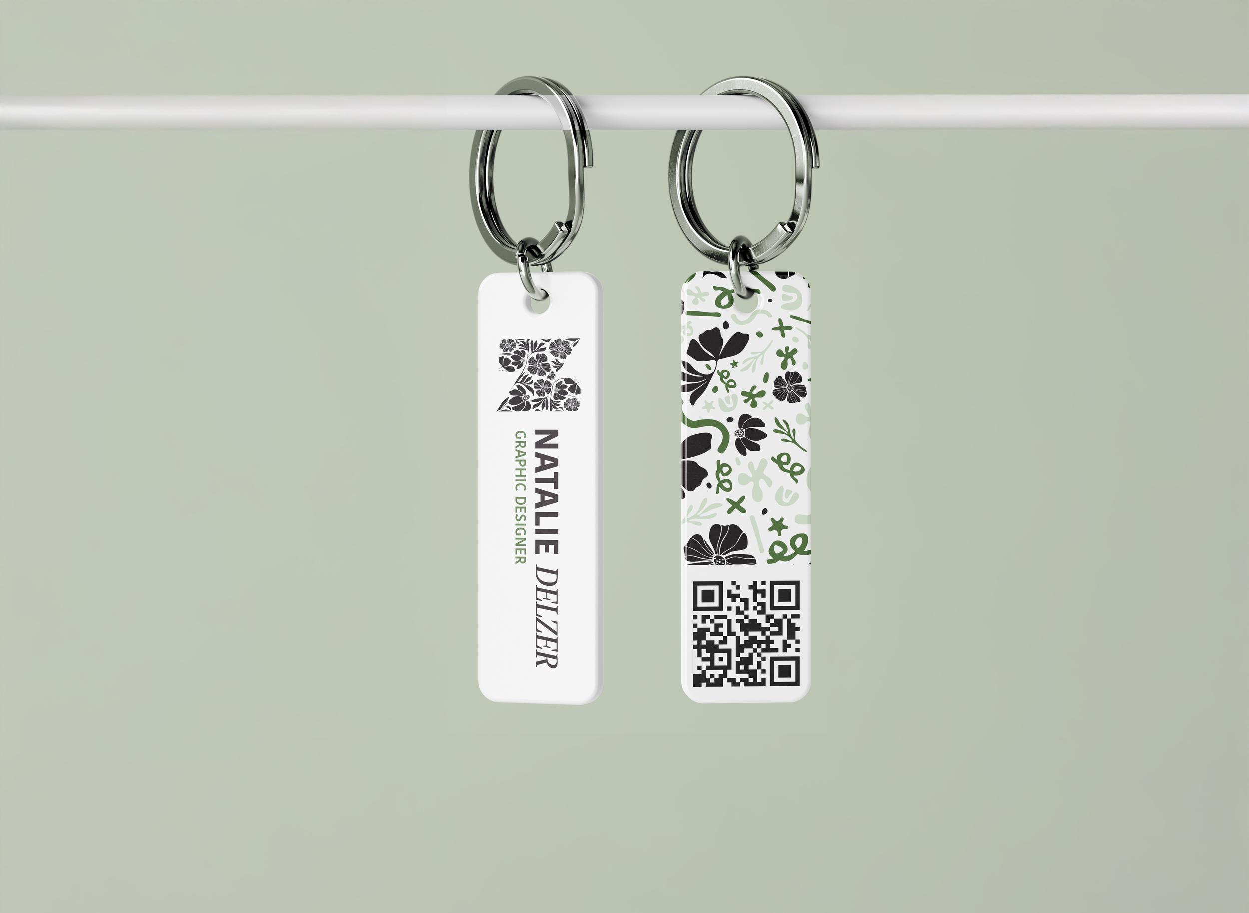 Simple_Keychain_Mockup_5.png