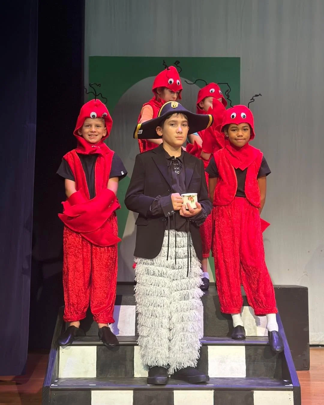 🎭🌹 Three shows down&hellip; ONE more to go! 🌹🎭
We&rsquo;ve danced with the Mad Hatter, faced off with the Queen of Hearts, and tumbled headfirst through Wonderland &mdash; and it&rsquo;s been absolutely mad (in the best way)! 🐇🎩

But don&rsquo;