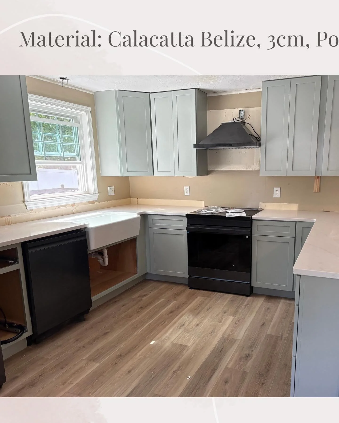 New Post🚨: Last week we had the opportunity to install Calacatta Belize Quartz, a popular material choice this year! Also wanted to showcase the farmhouse sink and an extended windowsill. 

With accurate templating anything is possible! 

CONTACT US