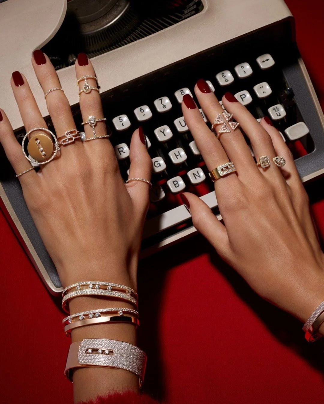 She doesn&rsquo;t wait for opportunities.

She types them.

Every move calculated.
Every detail intentional.
Every room &mdash; hers.

Luxury isn&rsquo;t loud.
It&rsquo;s consistent.

#LuxuryLifestyle #WomenWithVision #MainCharacterEnergy #HighValueW