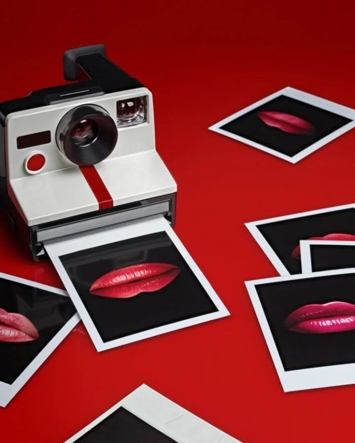 Red never misses.

#RedAesthetic
#BoldBeauty
#EditorialVibes
#StatementLook
#RetroMood